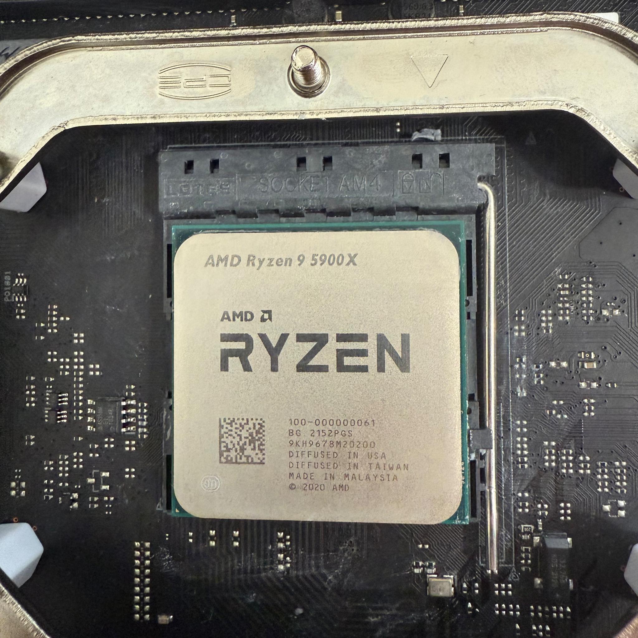 ROG X570 - 5900X -32GB RAM 3200MT/s