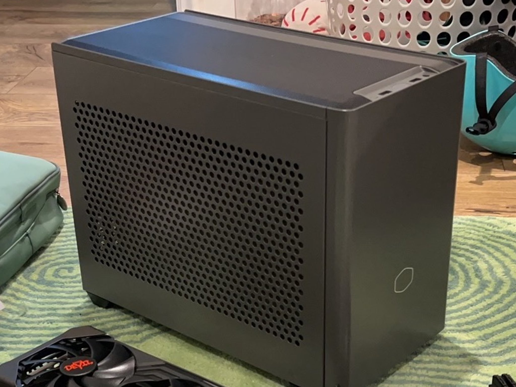 Cooler Master NR200P MAX Mini-ITX Case (with Noctua fans, READ DESCRIPTION)