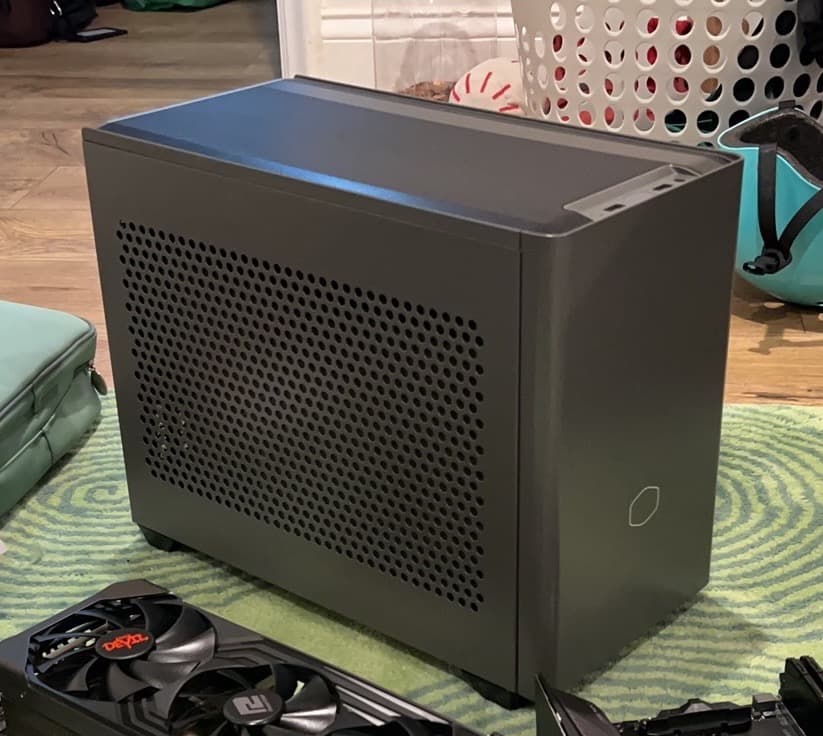 Cooler Master NR200P MAX Mini-ITX Case (with Noctua fans, READ DESCRIPTION)