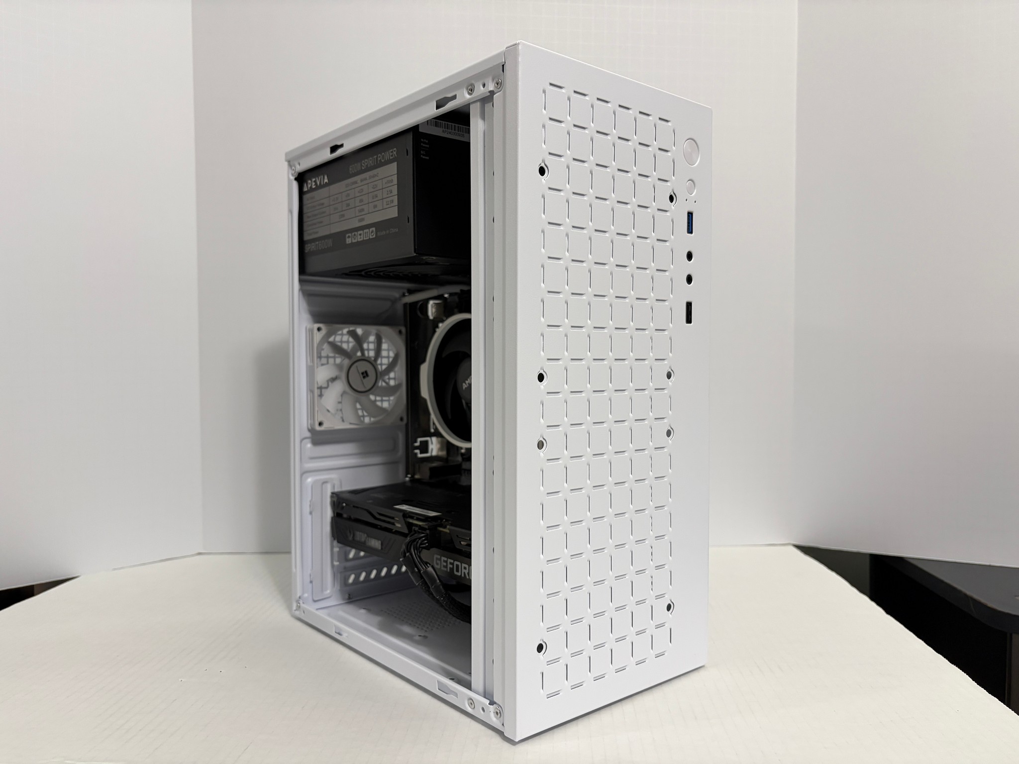 White Gaming PC – RTX 3060 Ti | Ryzen 5 | 1TB NVMe | 1080p Beast🔥🔥
