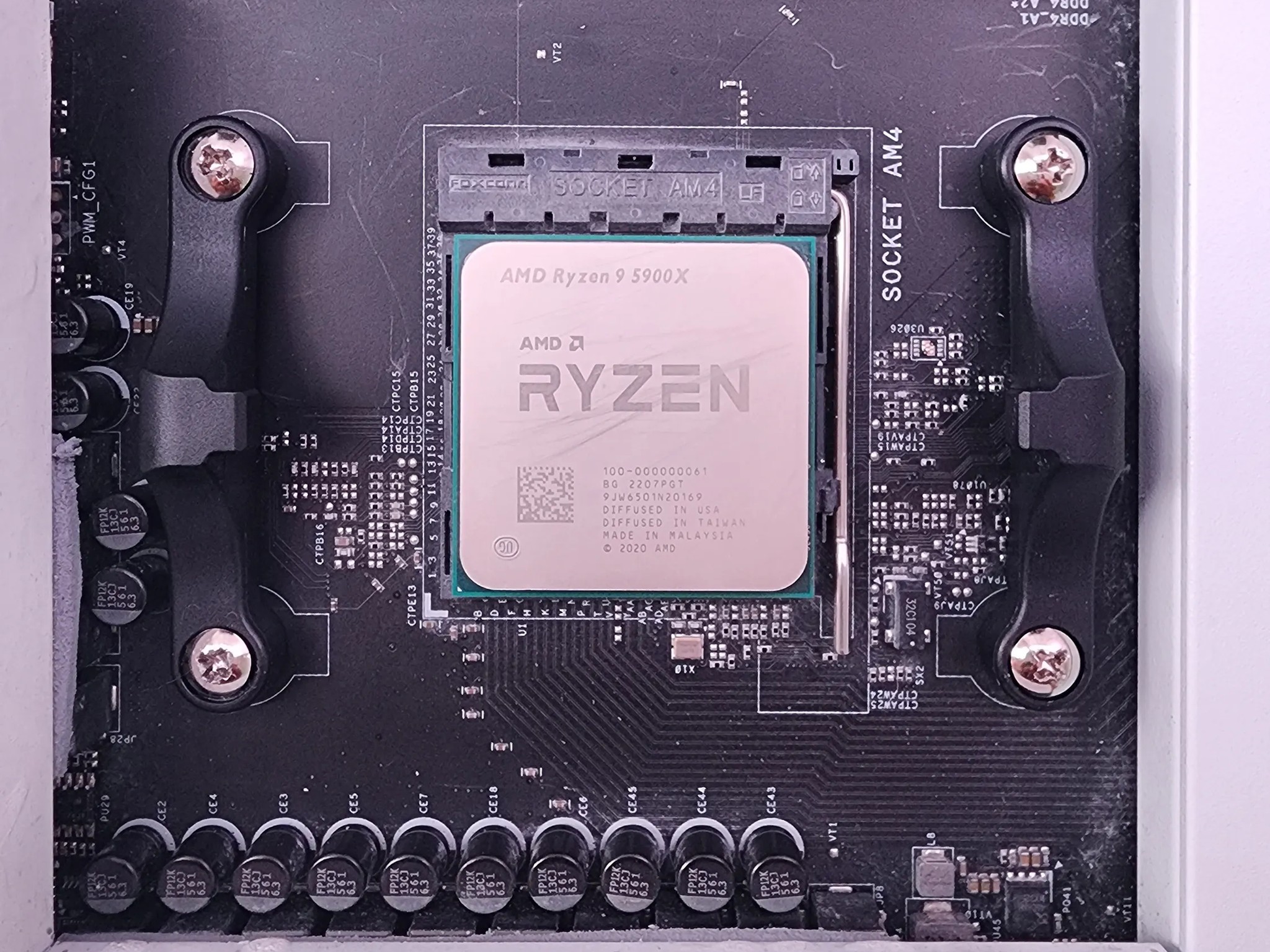 Ryzen 9 5900x, Corsair Vengeance RGB Pro 32gb 3600 cl18 memory, and NZXT b550 motherboard combo