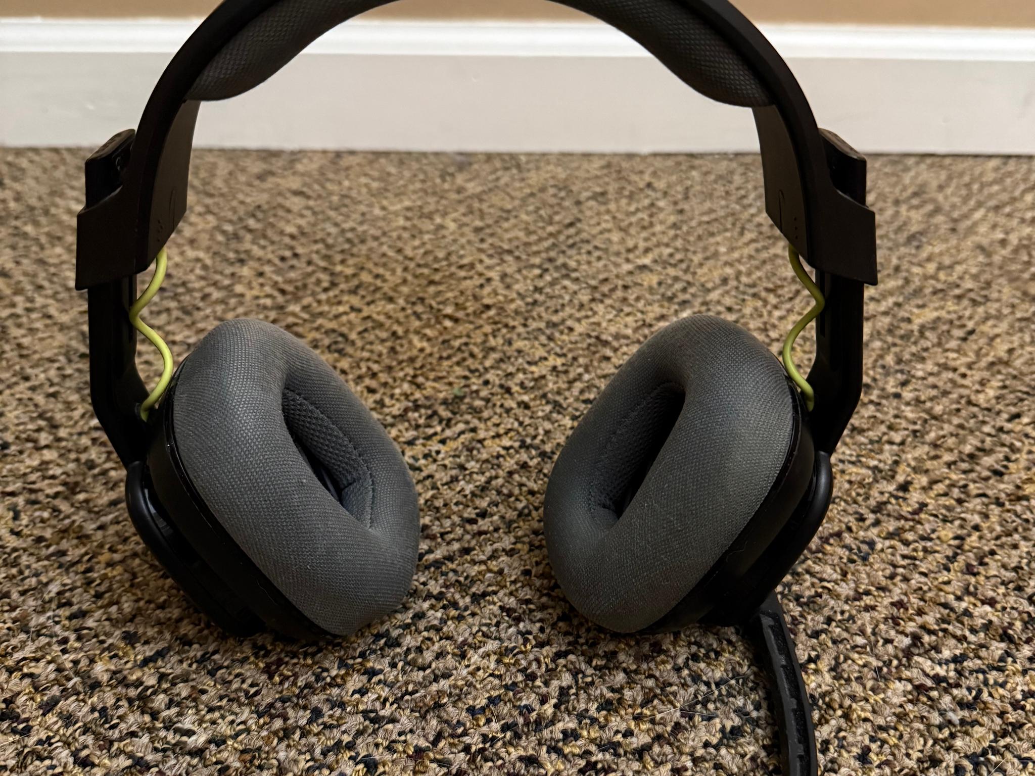 Astro Gaming - A10 Gen 2 Wired Over-the-Ear Gaming Headset