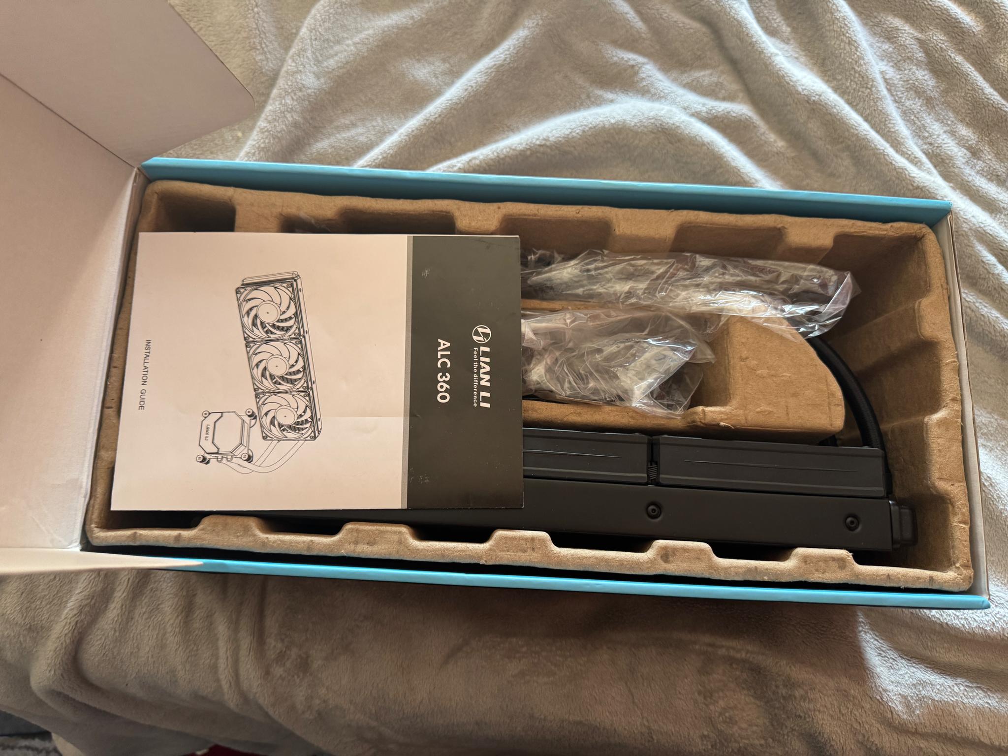 LIAN LI ALC 360 AIO Cooler