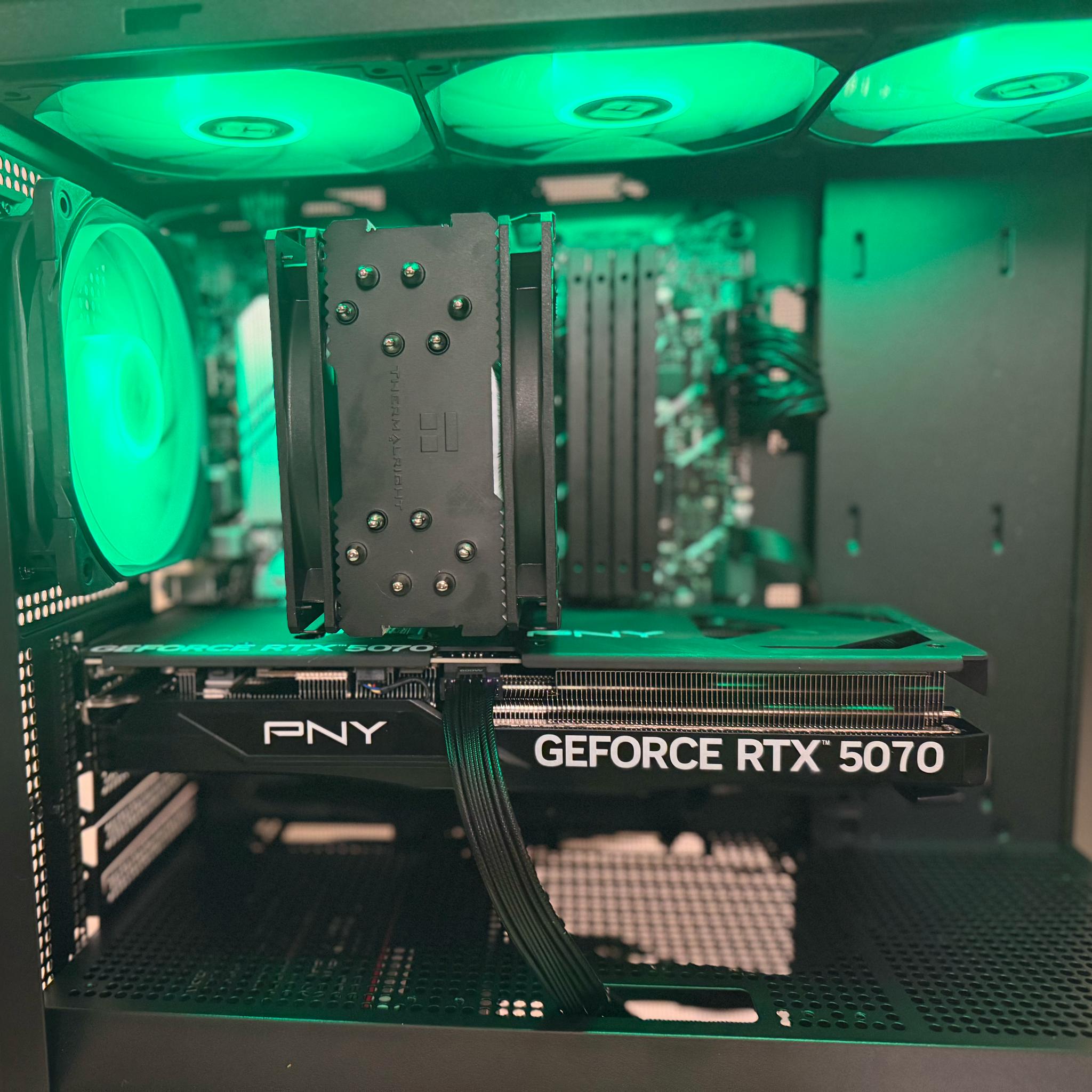 RTX 5070 | Intel i5 13600KF | 32gb DDR5 | 1tb NVME 👏🏾