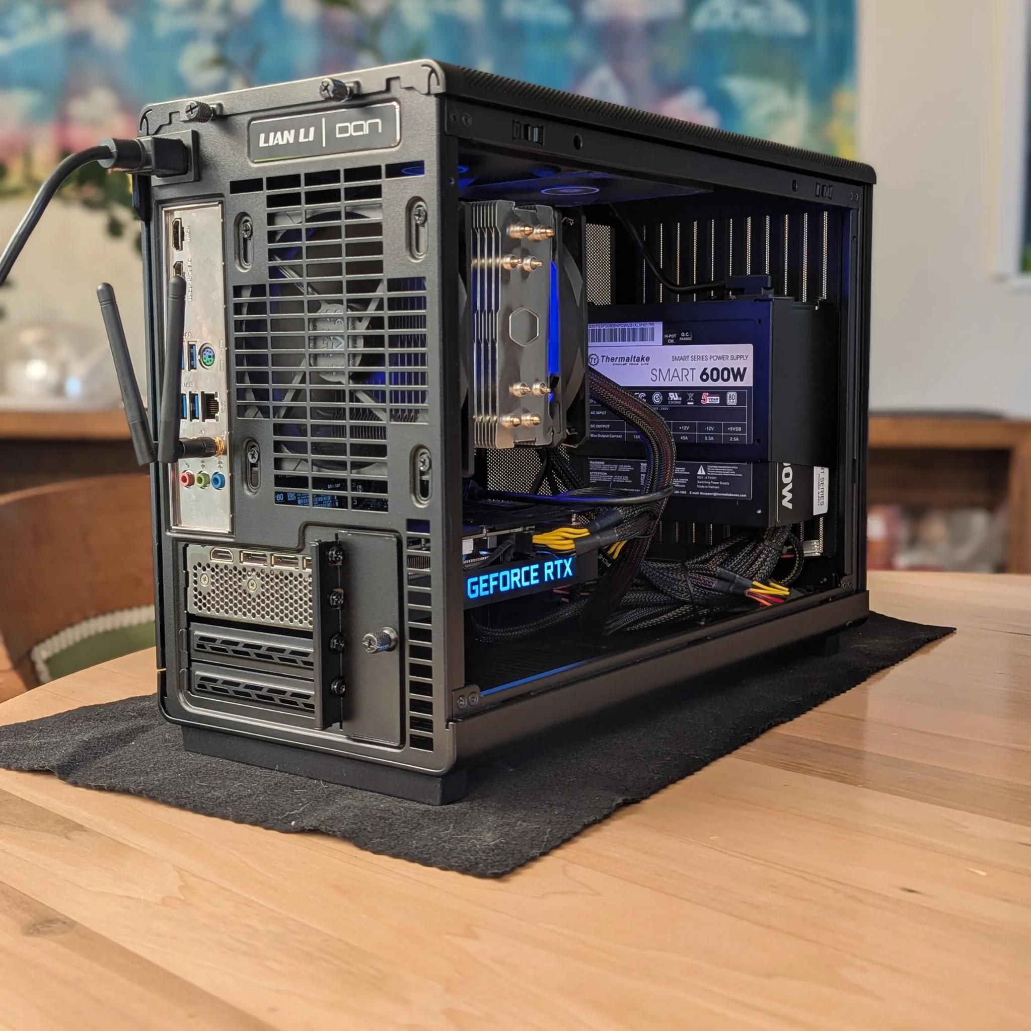 TimberTech – 3060 Ti / i5-10600KF – 16GB RAM, 1TB NVMe – Stylish Wood-Panel MicroATX