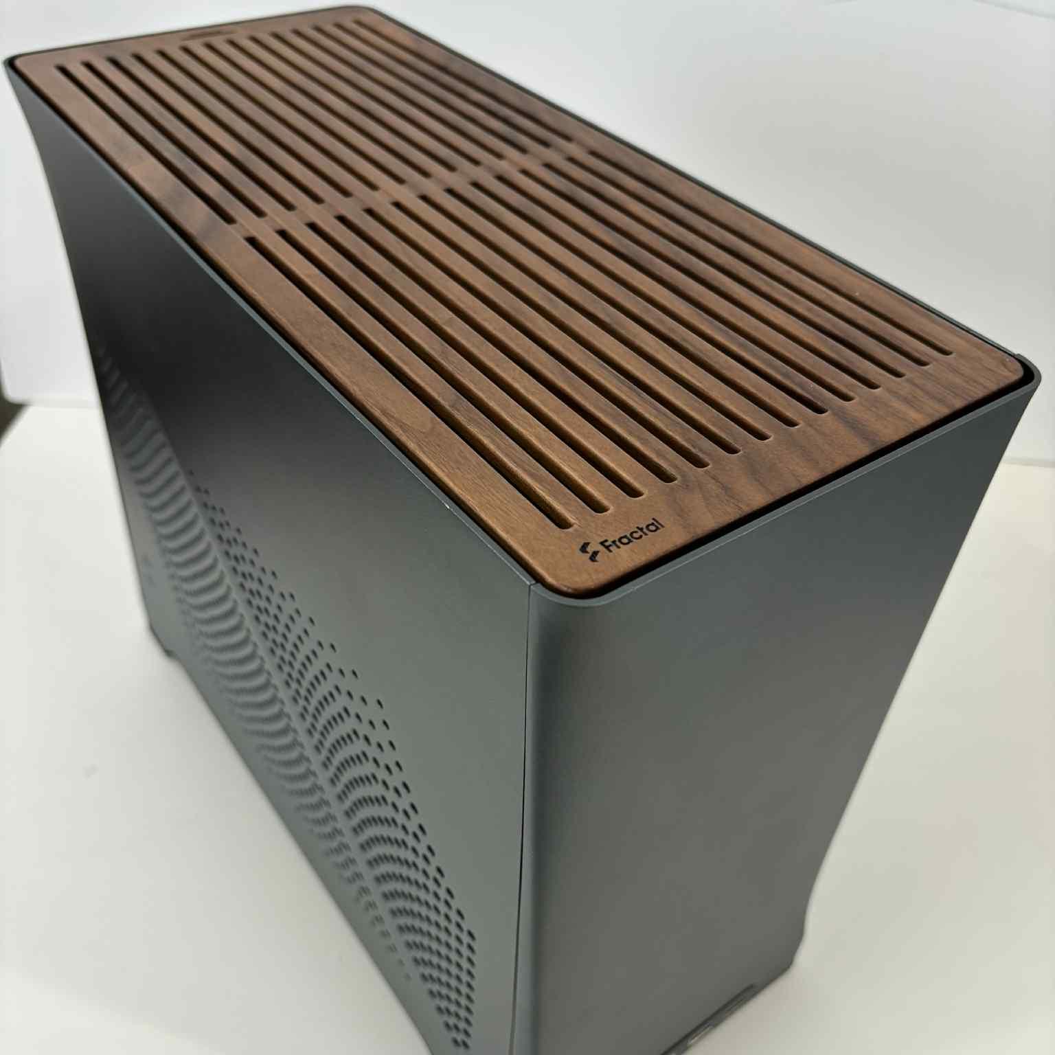 1440P/4k Compact Era2 ITX Build with 7800x3d and 5070 TI