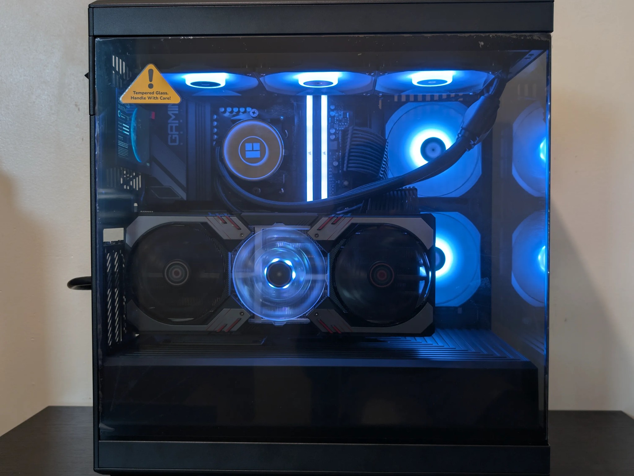 🔥1440p/4K Gaming Beast | RX 6950XT | Ryzen 7 9700X | 2TB SSD | 32GB RAM | WiFi 6 & Bluetooth🔥