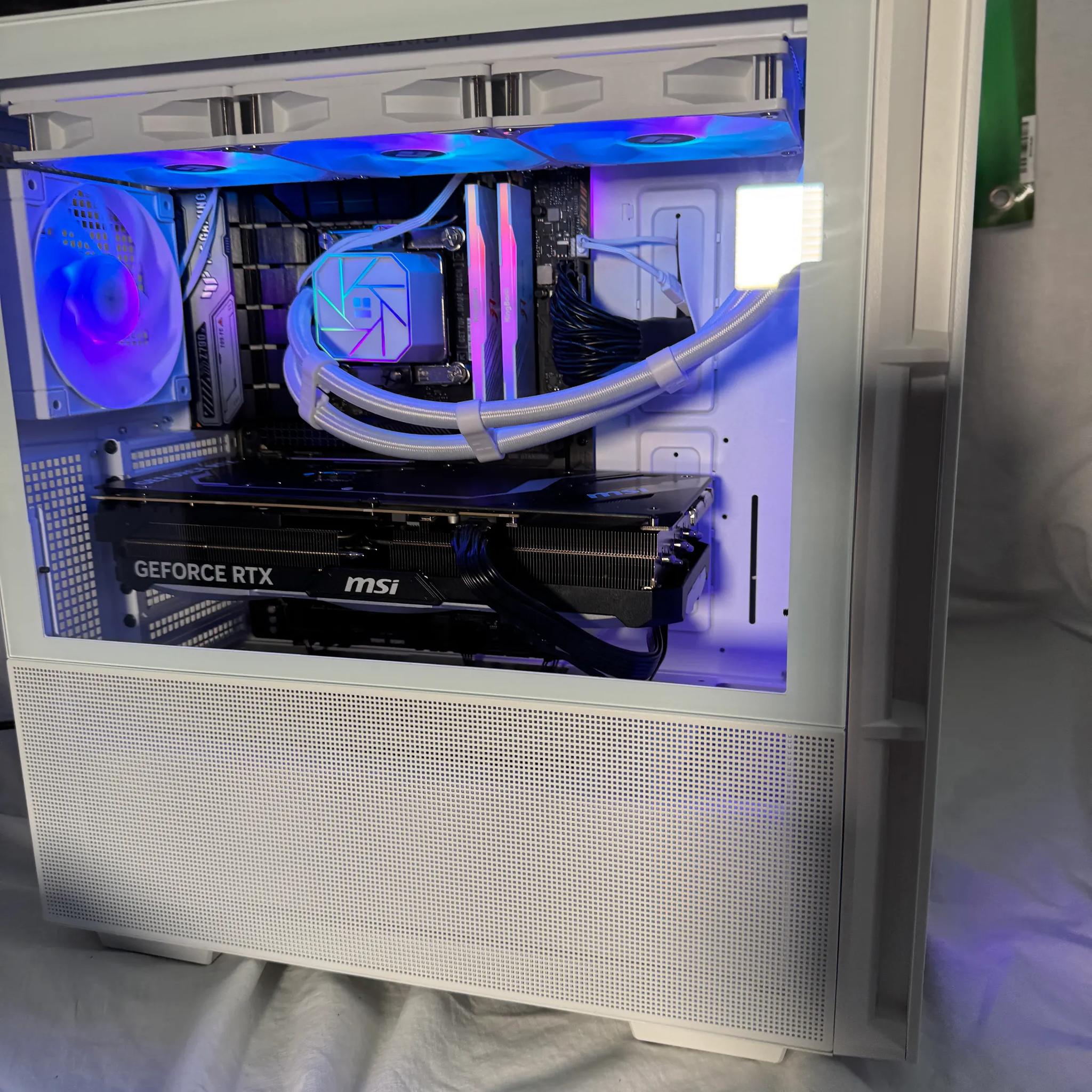 RTX 4080 Super Intel Core i7 14700k