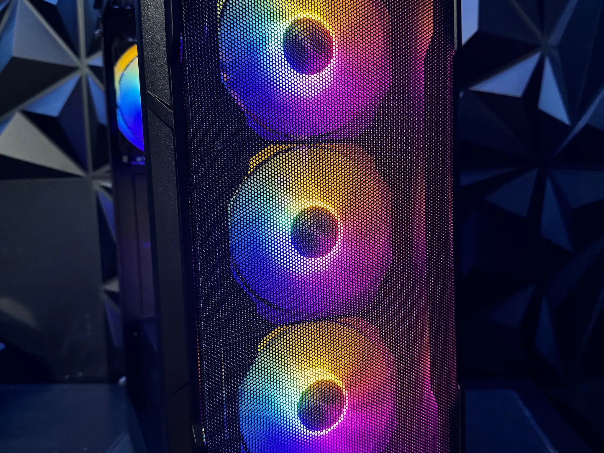 💸Tusker Budget Gamer 💸| i5 8500| GTX 1070| 16 GB DDR4| Build 8570