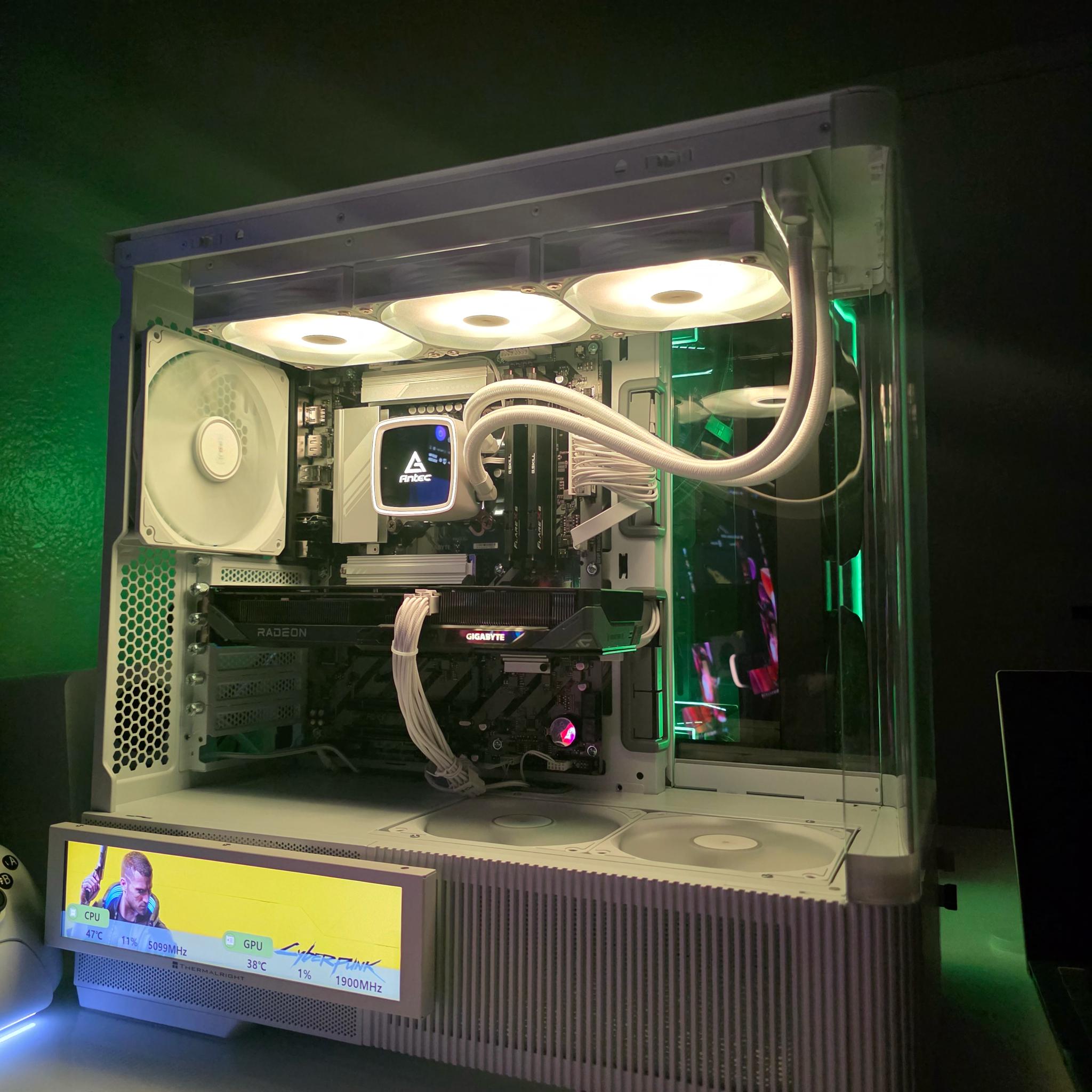 Radeon RX 9060 XT 16GB Custom Gaming PC - Core Ultra 5 250K Plus, 32GB RAM, 1TB NVMe SSD