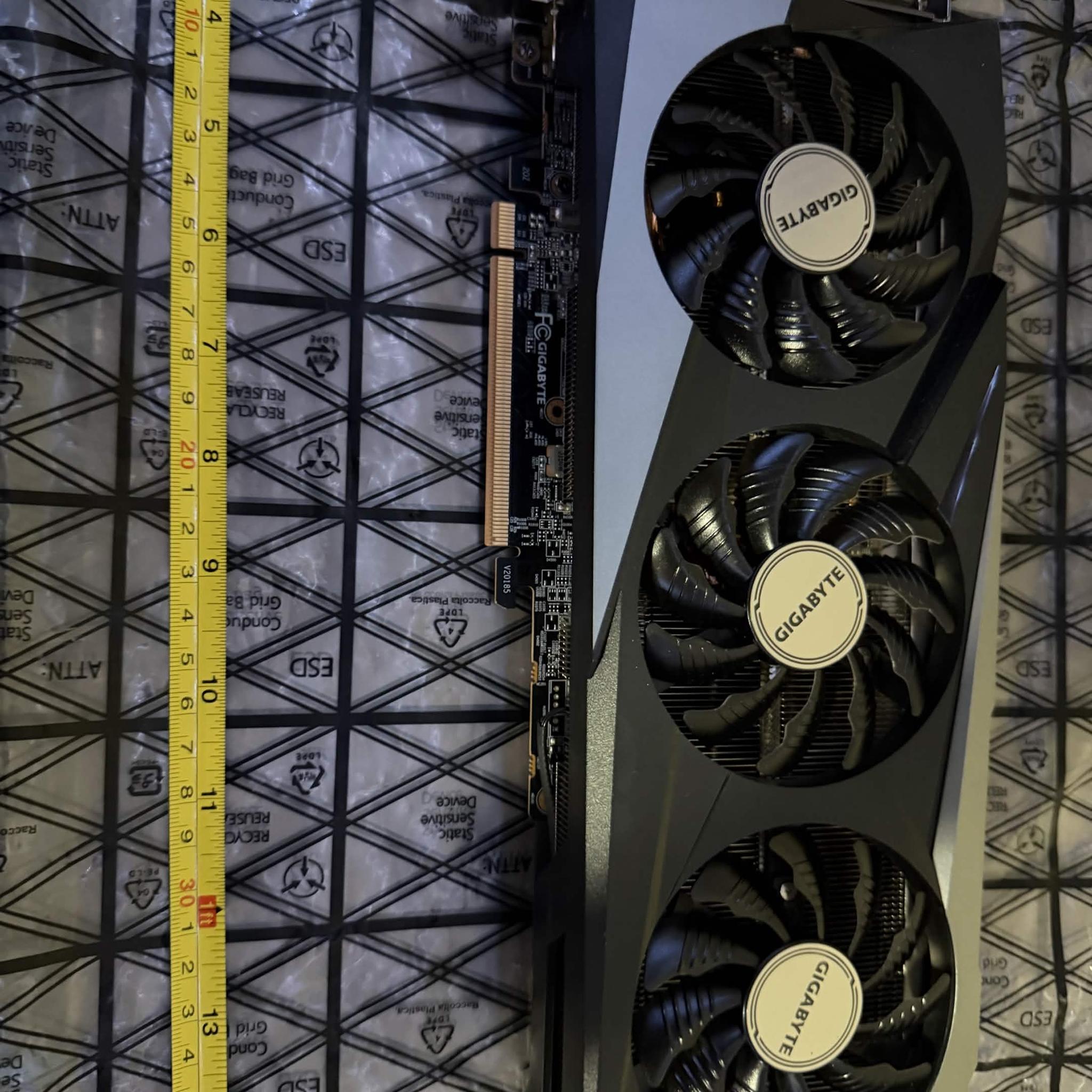 GIGABYTE GAMING OC Radeon RX 7600