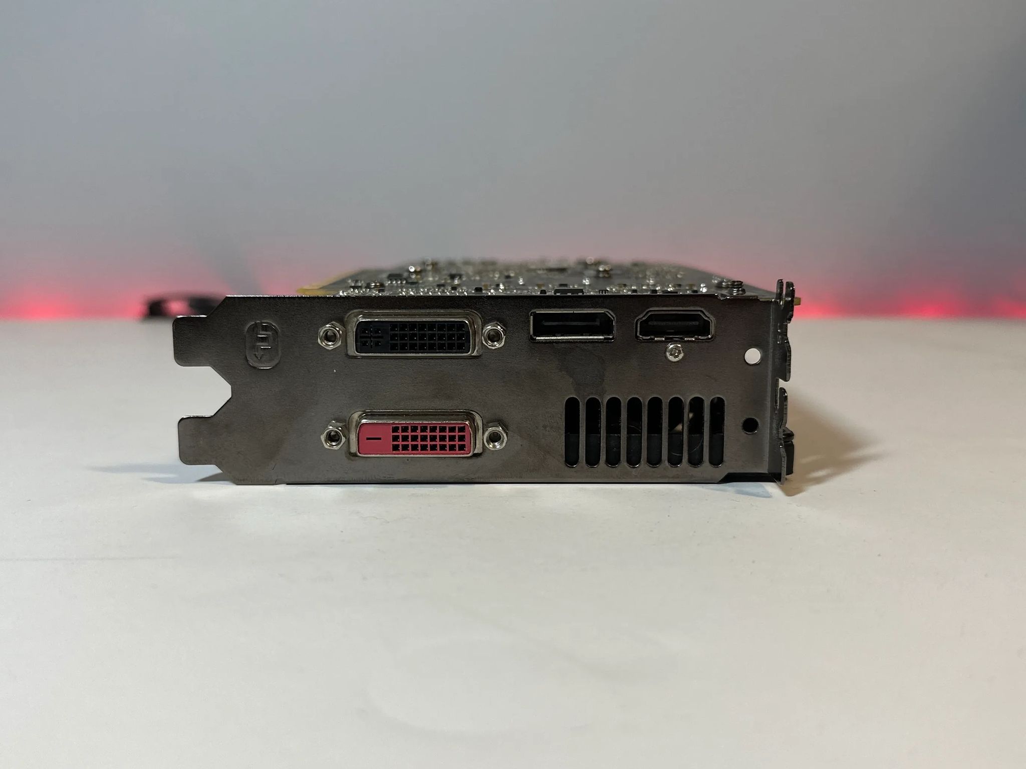 XFX AMD Radeon R9 285 2GB Graphics Card