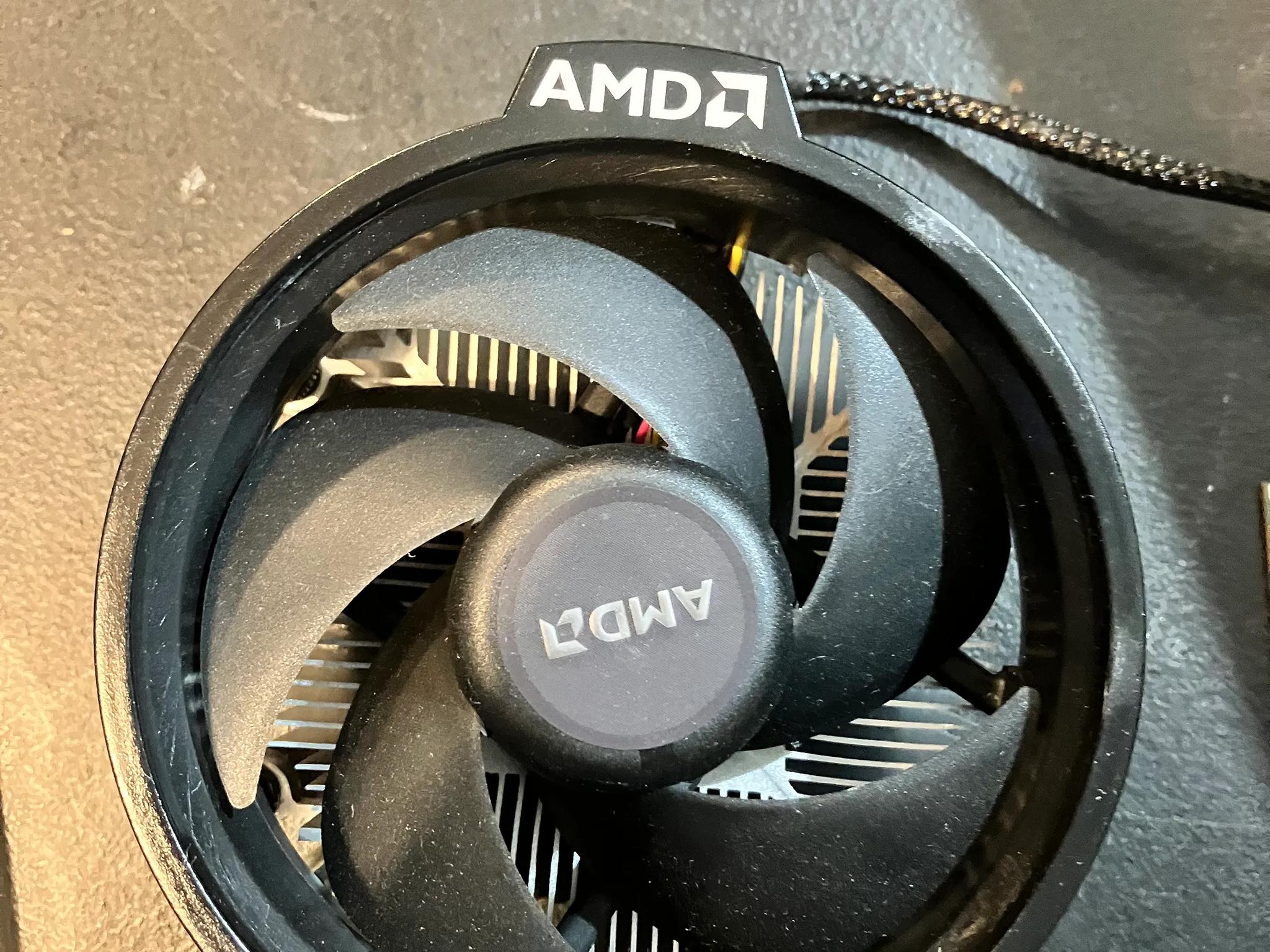 AMD Ryzen 5 7600 W/Stock Wraith Prism Cooler 6 Core 12 Thread 5GZ Used: Like New