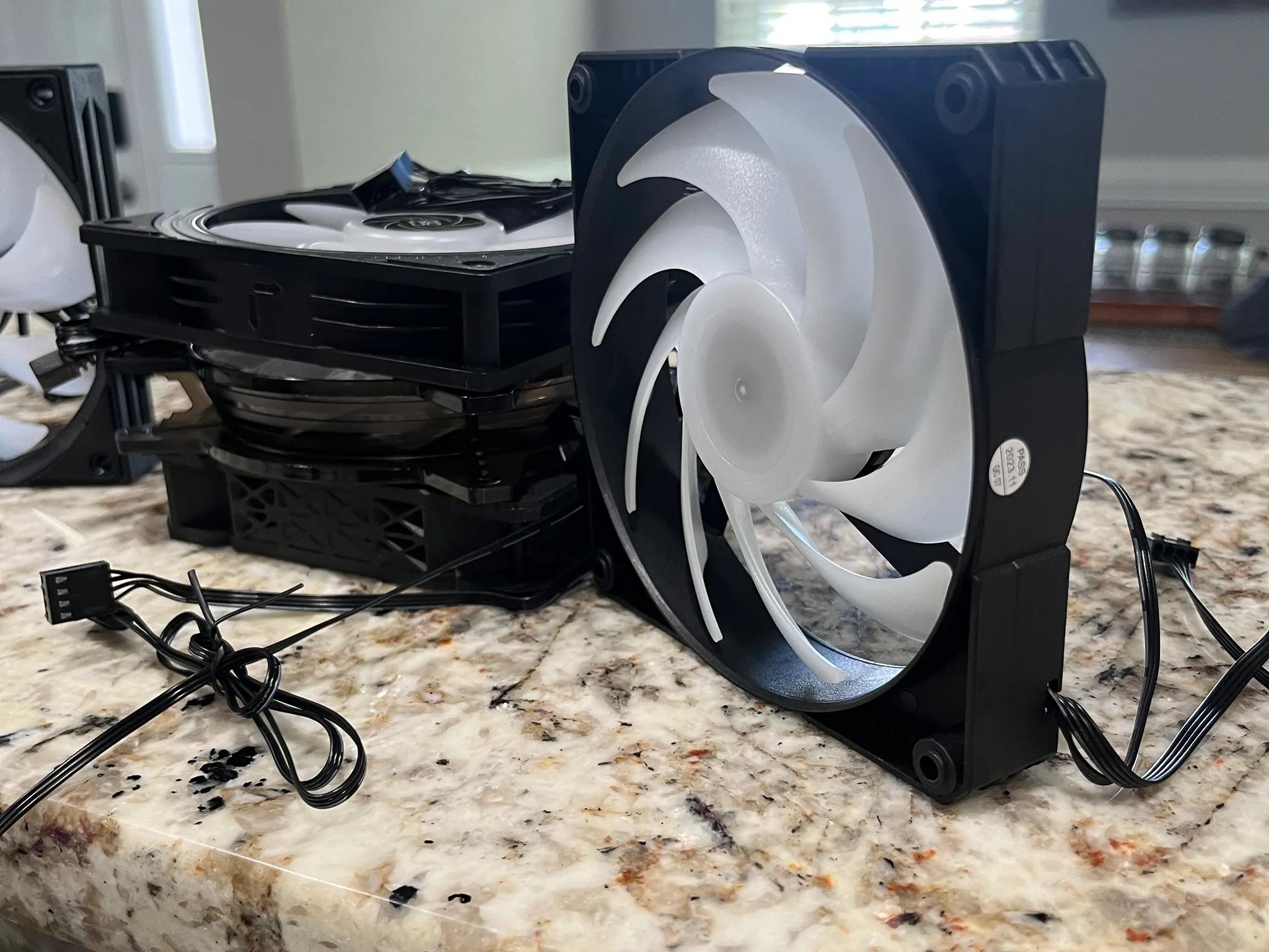 Lot Of 16 Mixed Case Fans "SEE PICS"