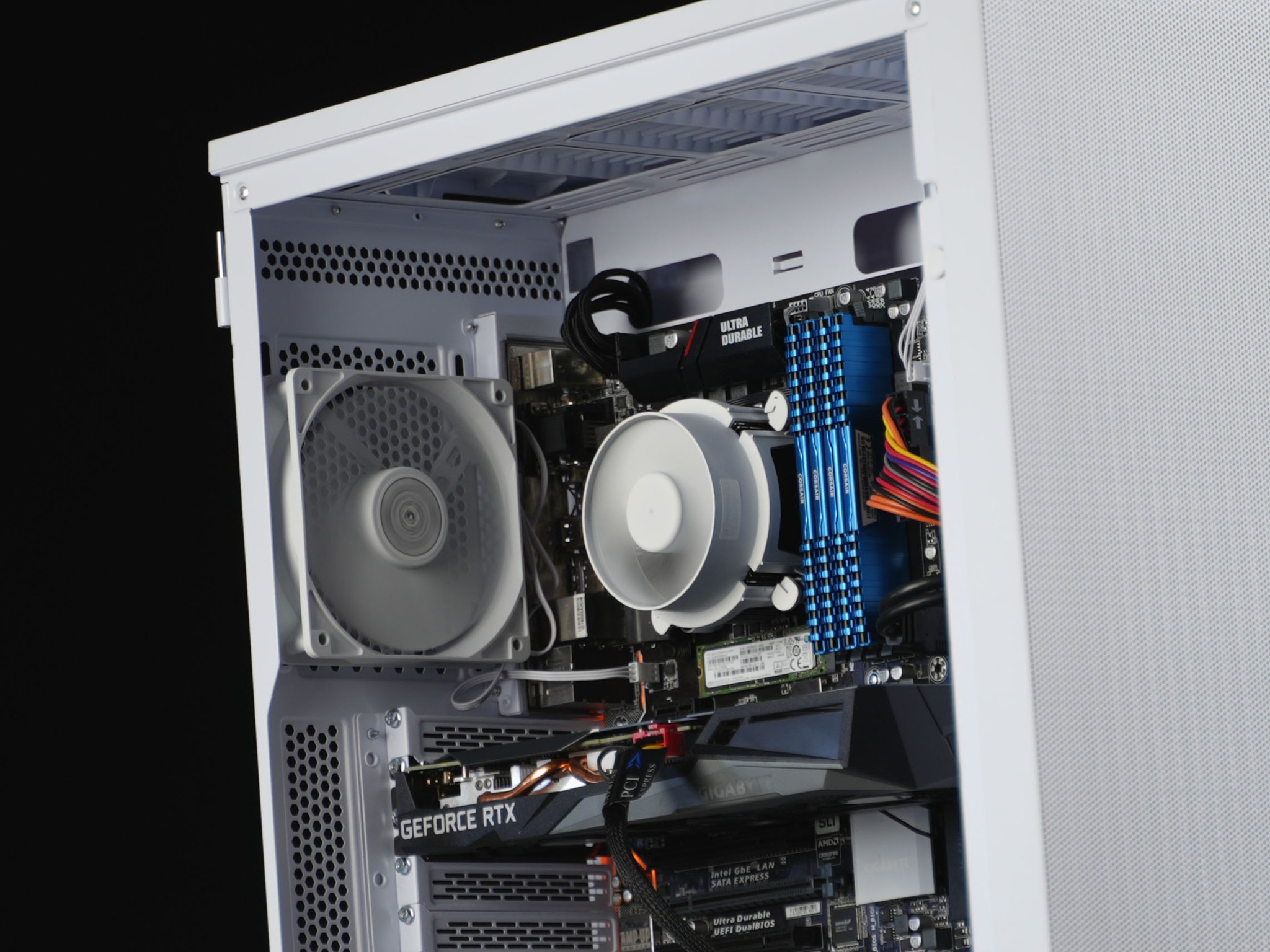 \ WF-01 / RTX 3050 Intel Core i7-7700 1TB 16GB Windows 11 Gaming PC