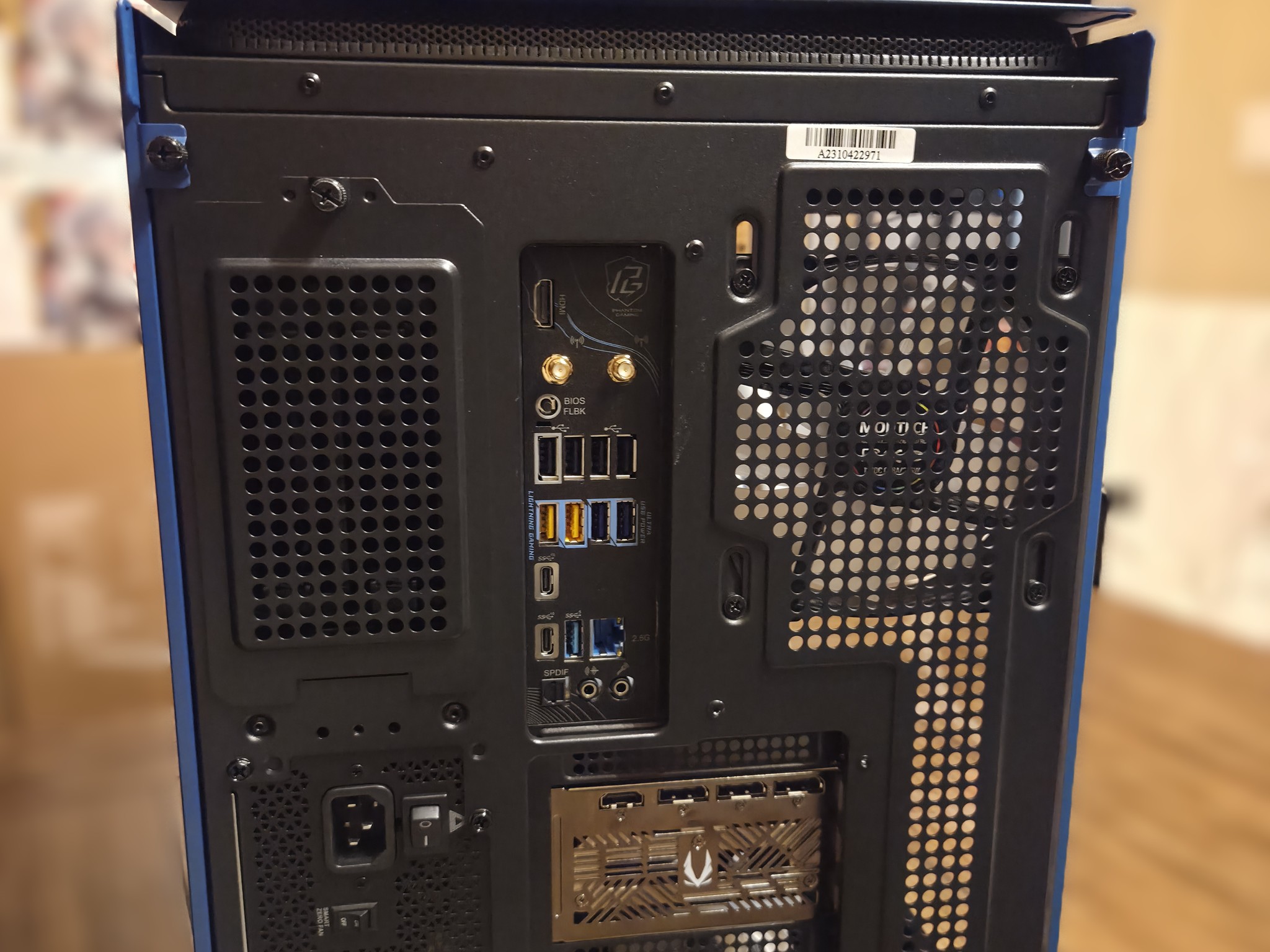 The Space Marine! | RTX 5070 Ti Gaming PC | Ryzen 7 9800X3D | 32GB DDR5 | 2TB NVMe | LCD Display