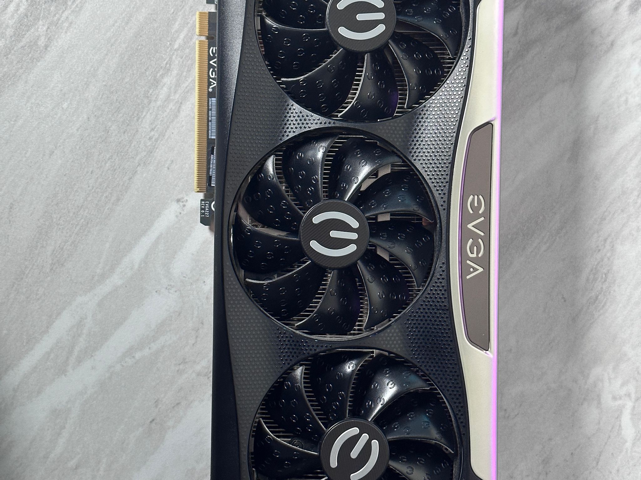 EVGA GeForce RTX 3090 24 GB FTW3 ULTRA GAMING Video Card