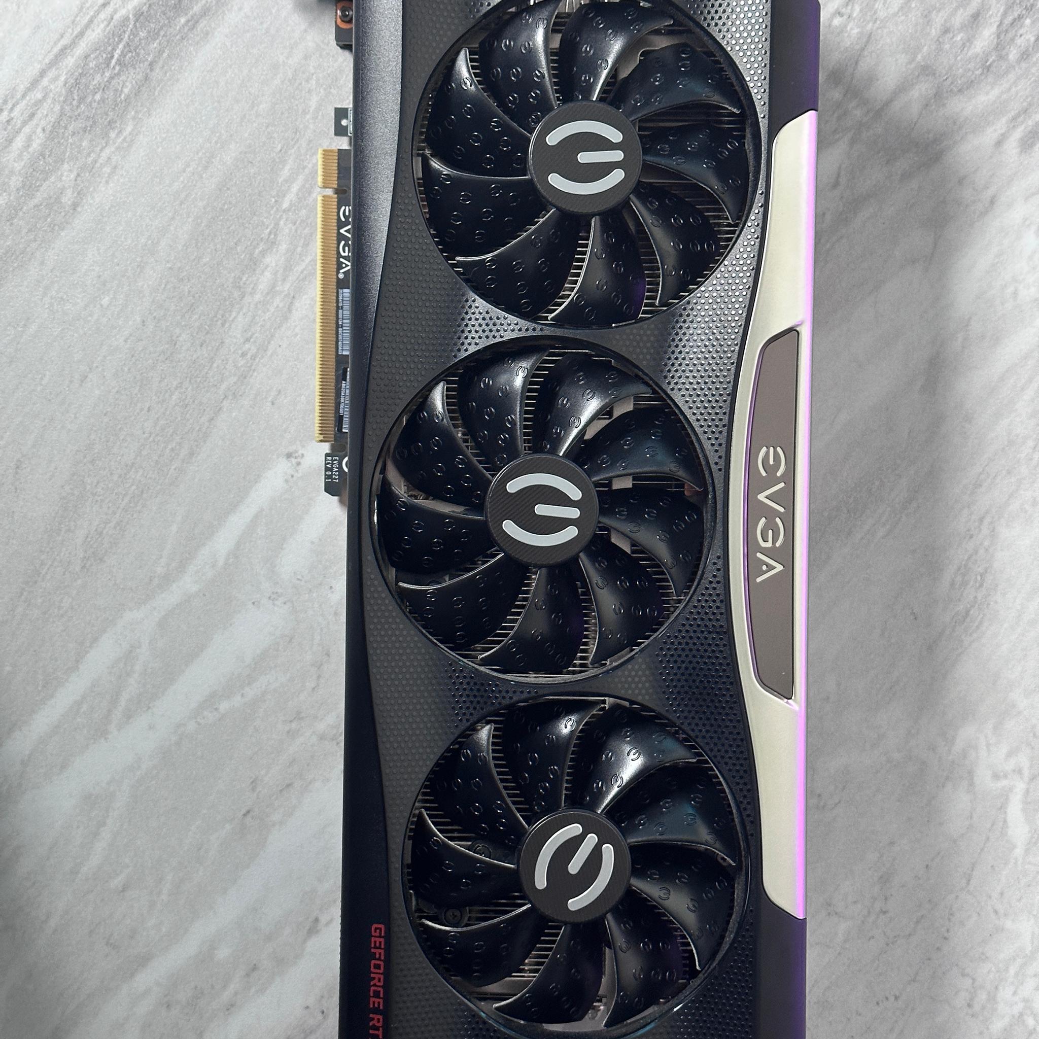 EVGA GeForce RTX 3090 24 GB FTW3 ULTRA GAMING Video Card