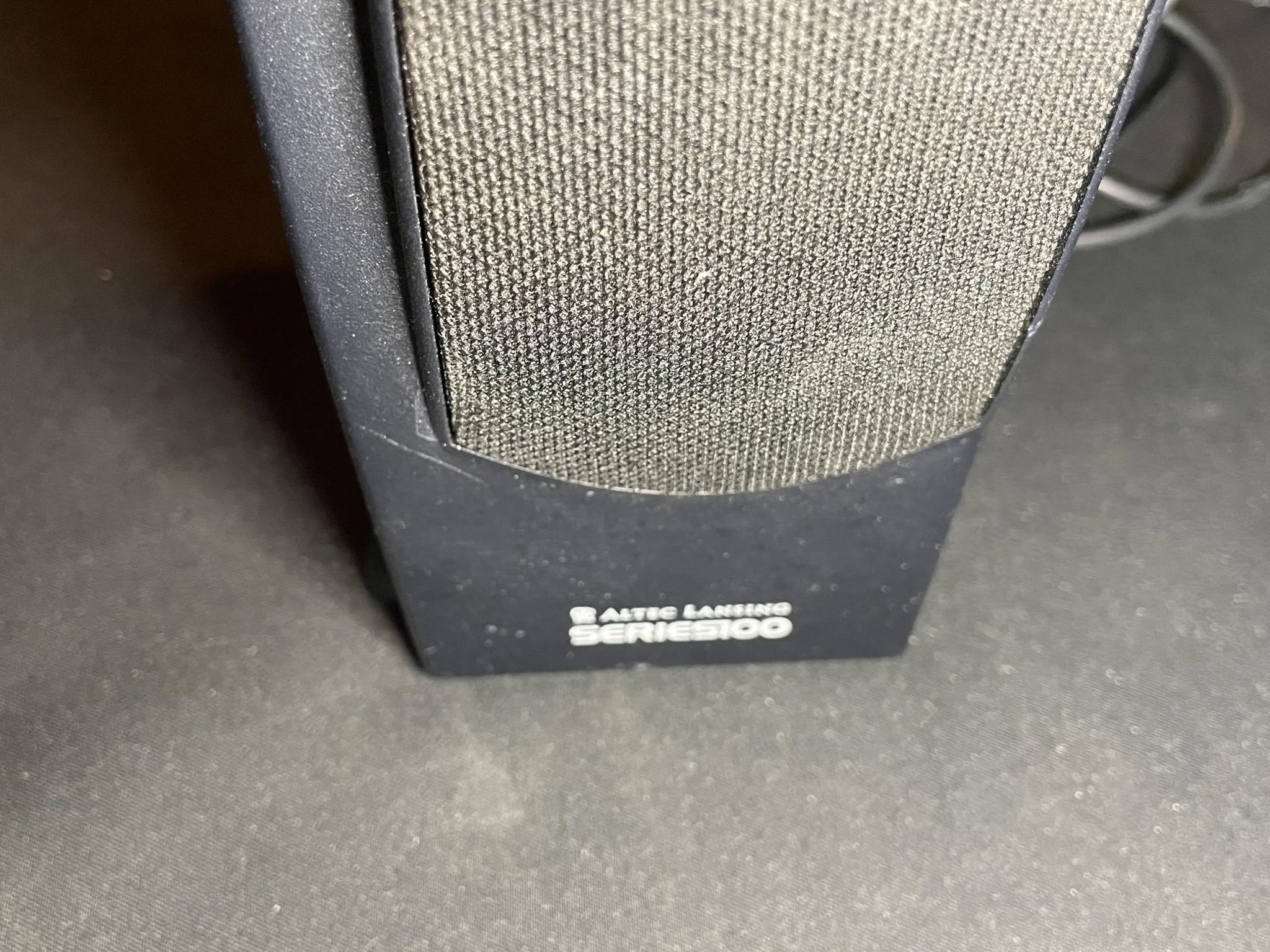Altic Lansing series100 Speakers