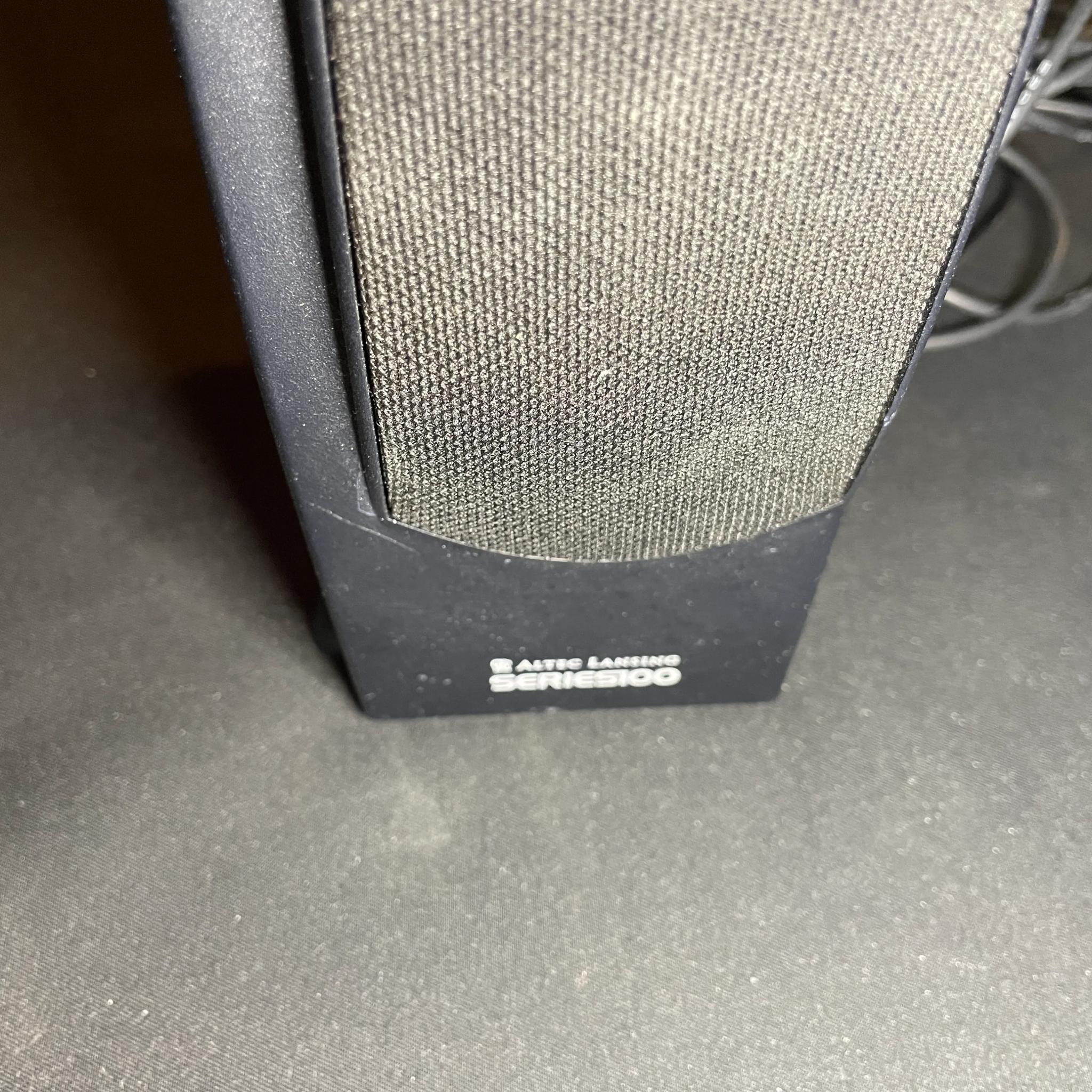 Altic Lansing series100 Speakers