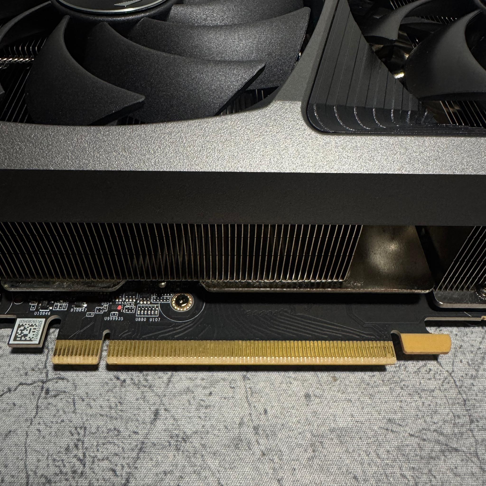 ZOTAC AMP Extreme Holo GeForce RTX 3090 Ti