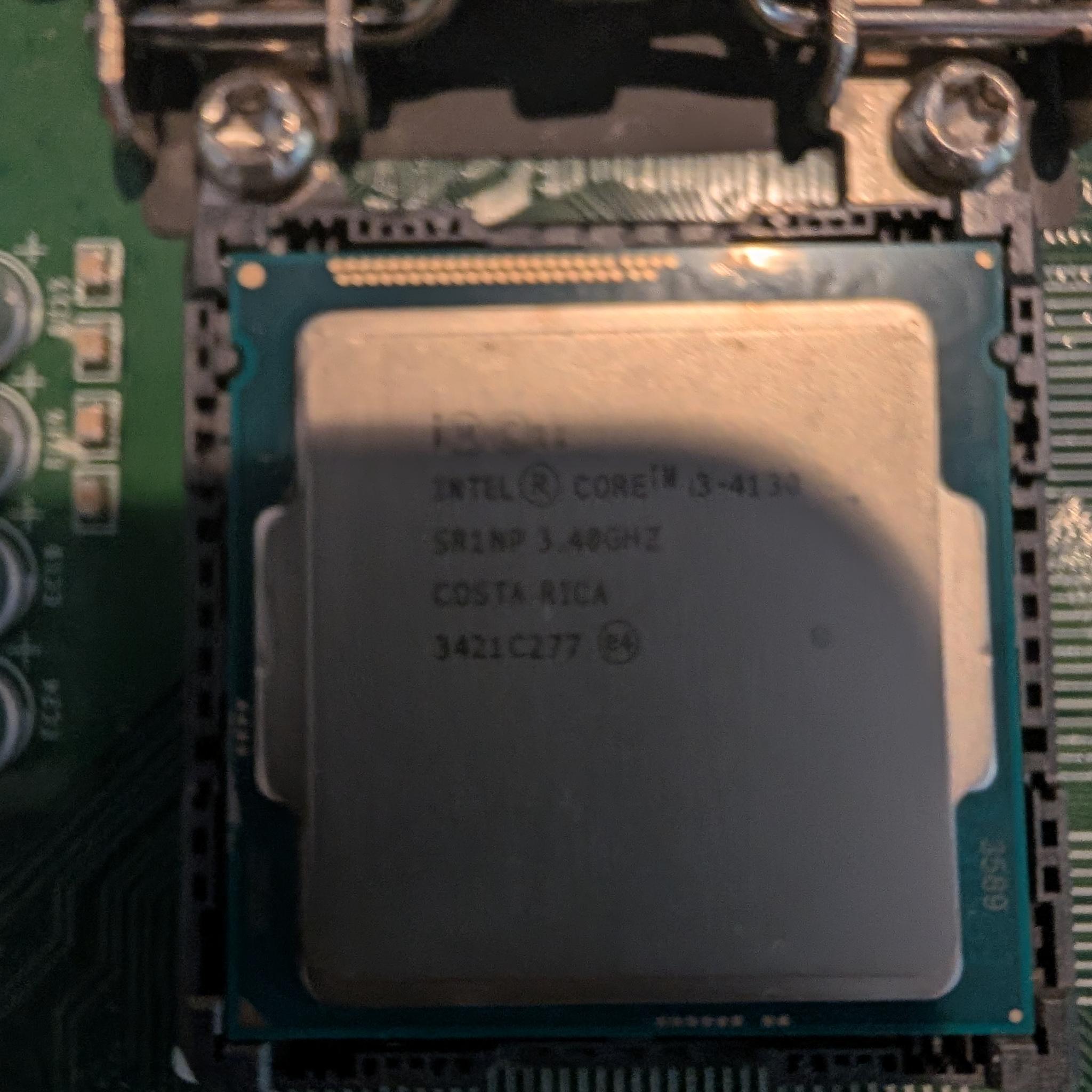 Motherboard Combo| LGA 1150 | I3 4130 | 8GB | GeForce 6500 | USB 3.0 expansion |