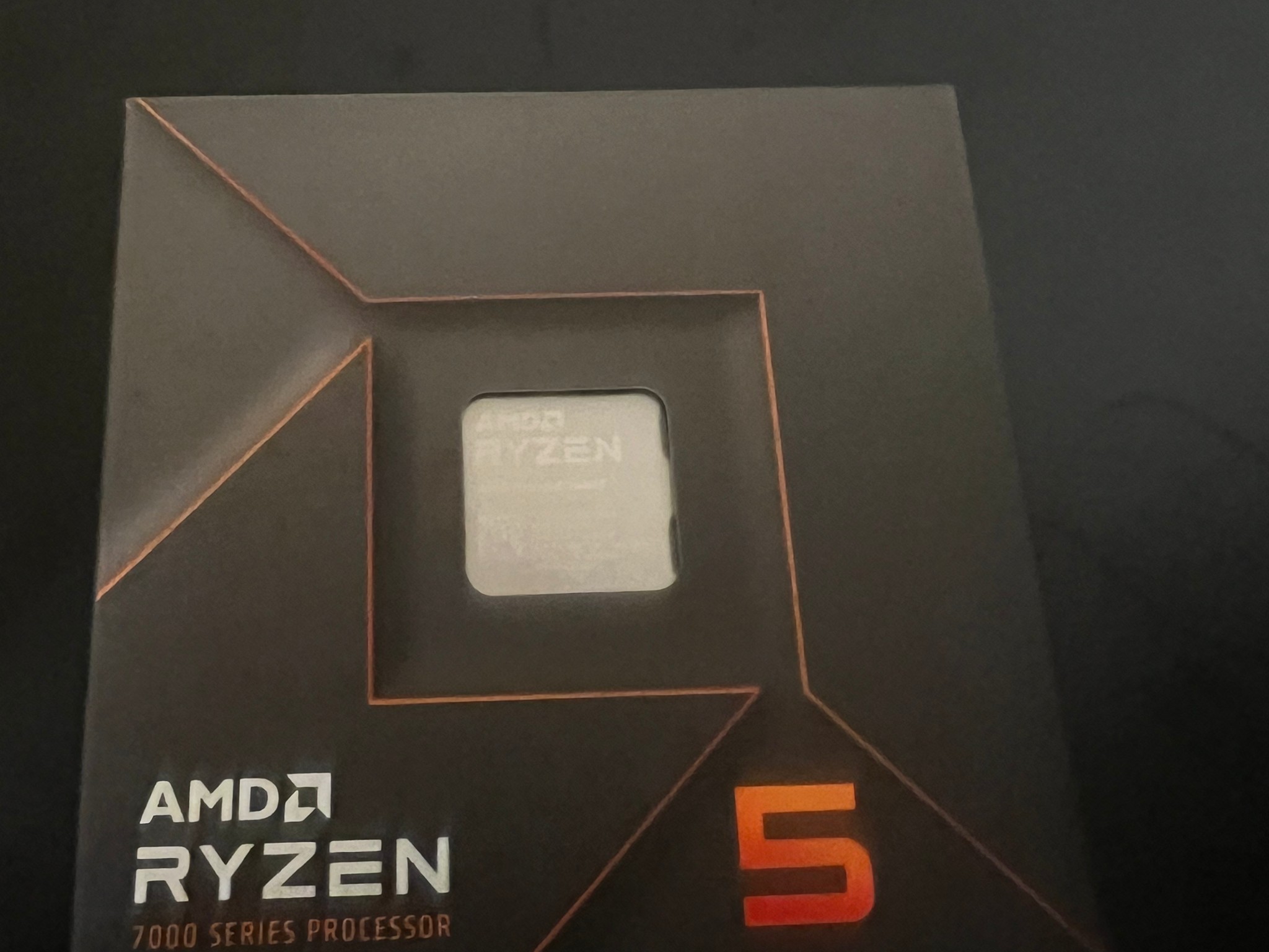 AMD Ryzen 5 7600X