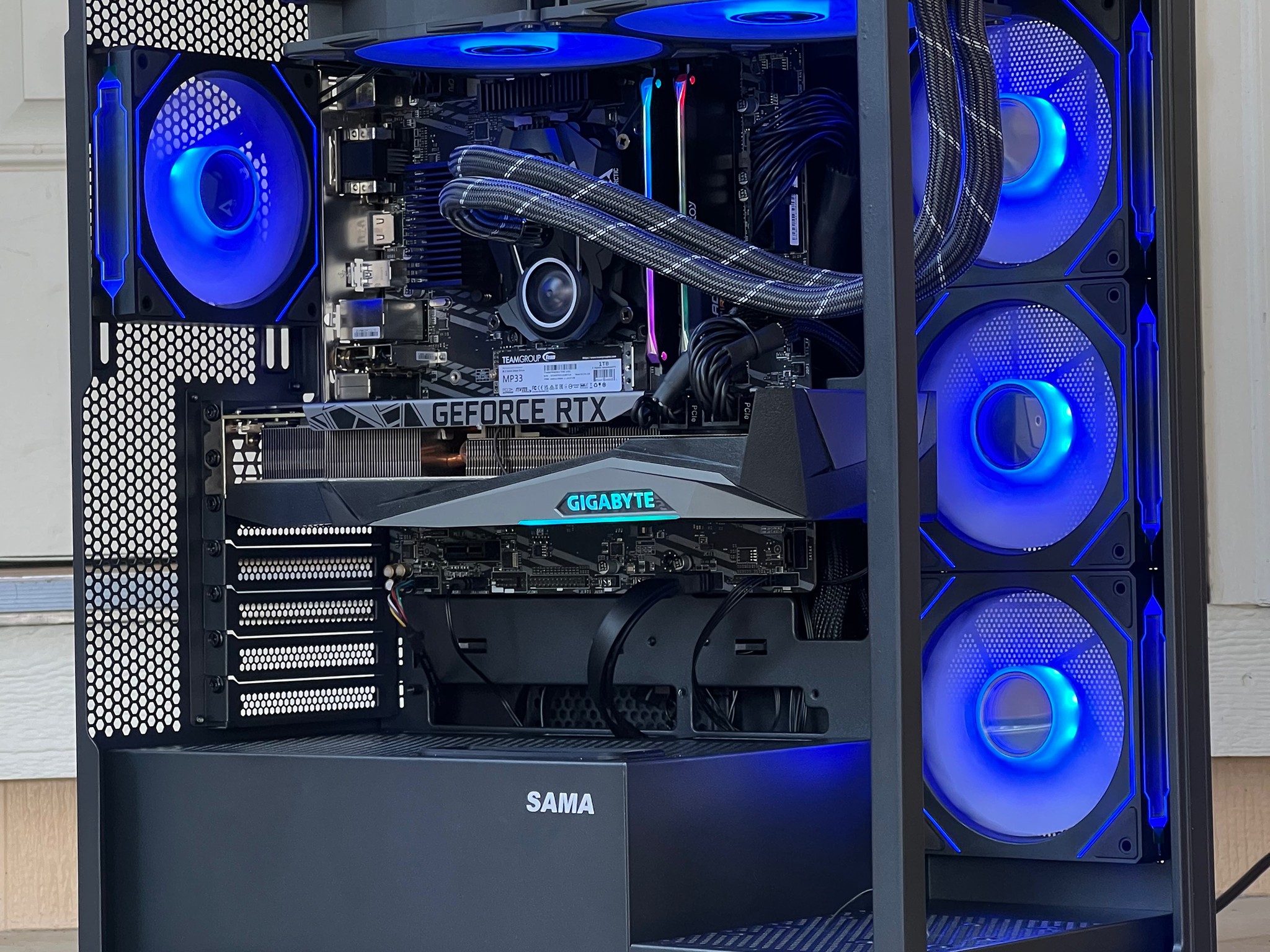 Gaming pc | Rtx 3080 | i7-10700k | 32GB 3600MHz Ram | 1TB nvme | Windows 10