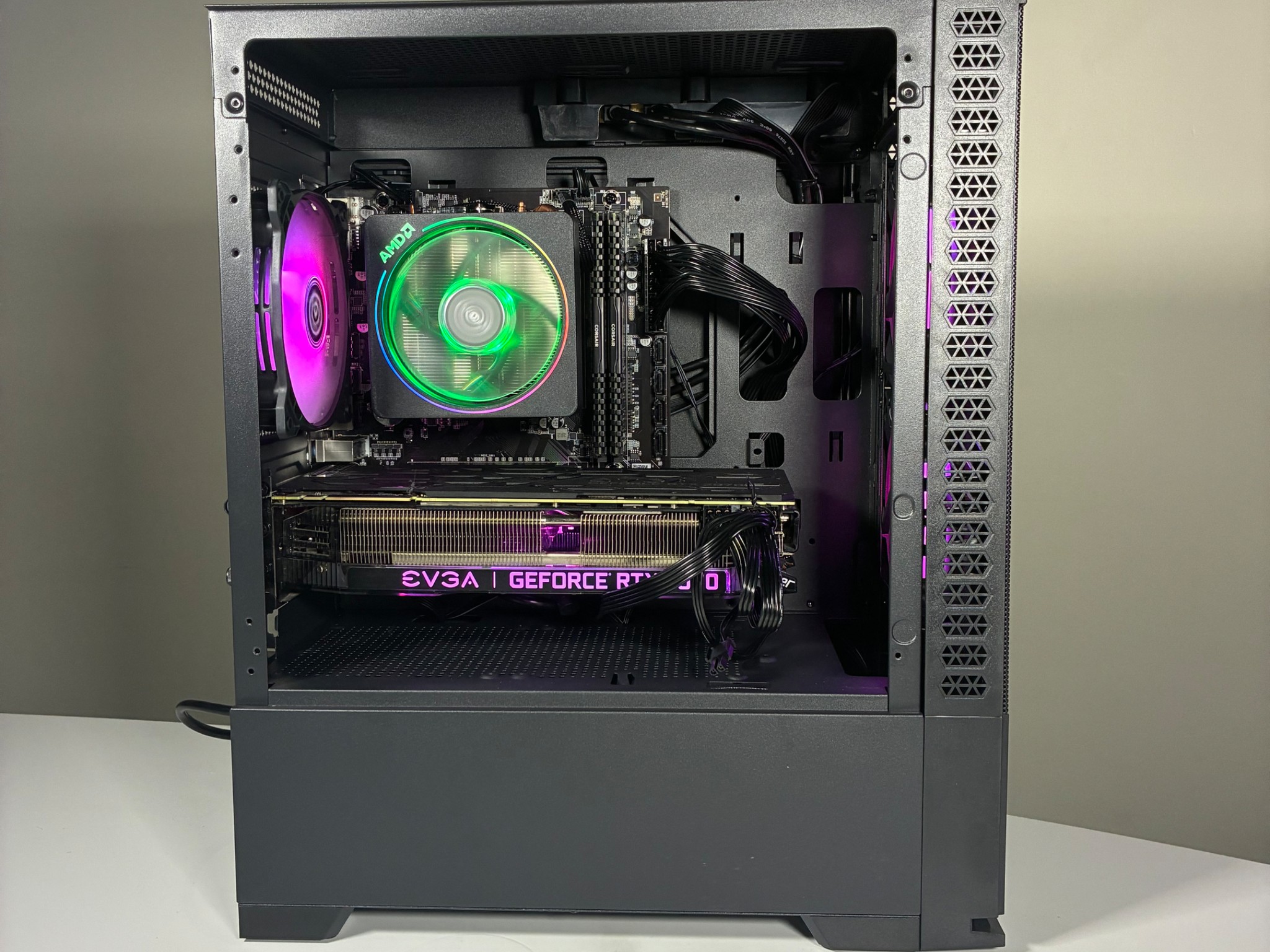RTX 2070 Super | Ryzen 5 3600 | 16 GB RAM | 512 GB SSD | Gaming PC
