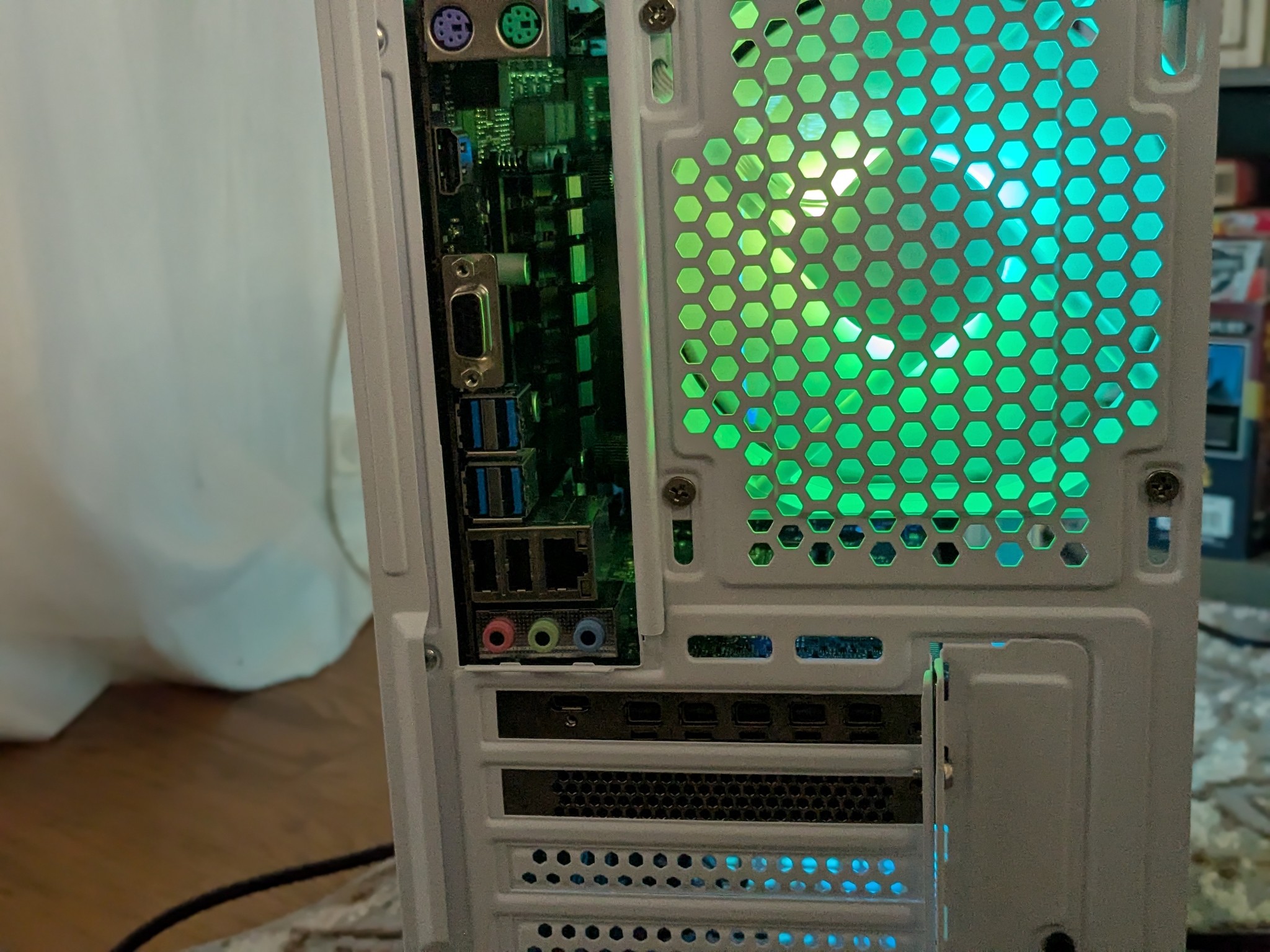 144+ FPS Fortnite | 180 Day Warranty | i7-8700, 16GB RAM, Radeon W5700 Pro 8GB, 512GB NVME, Win 11
