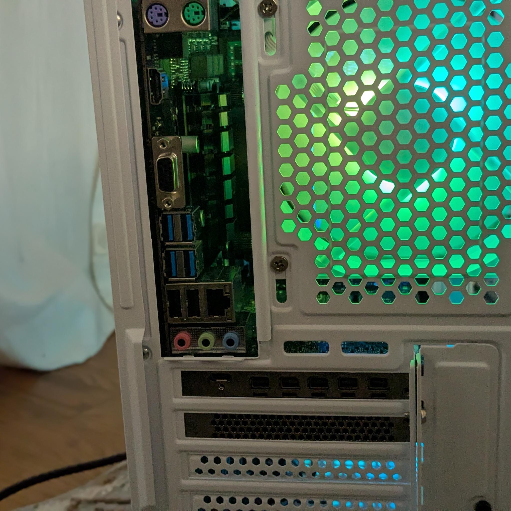 144+ FPS Fortnite | 180 Day Warranty | i7-8700, 16GB RAM, Radeon W5700 Pro 8GB, 512GB NVME, Win 11