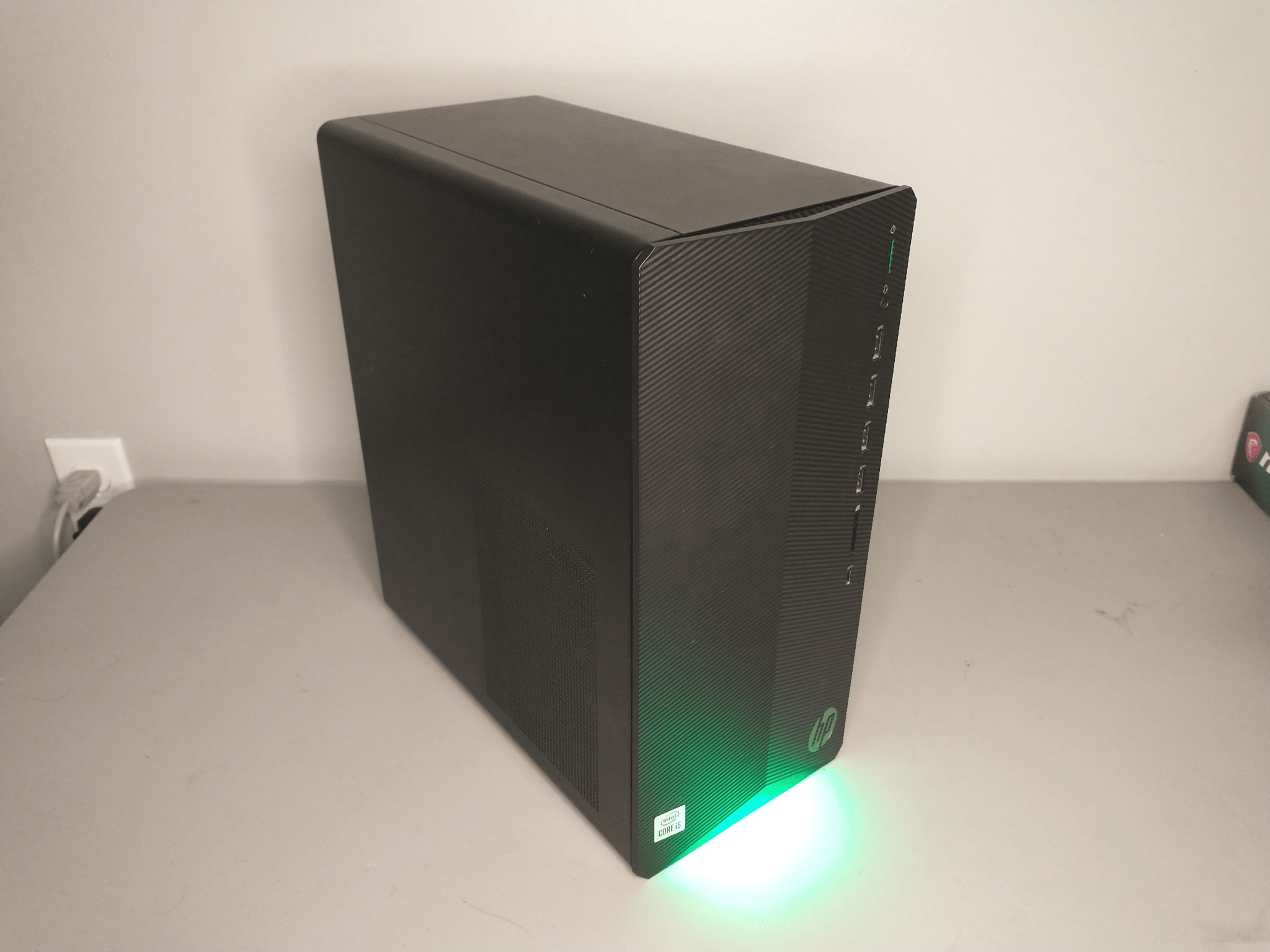 SLEEPER i5-10400F 1660TI 1.5TB SSD 16GB RAM - HP Sleeper special