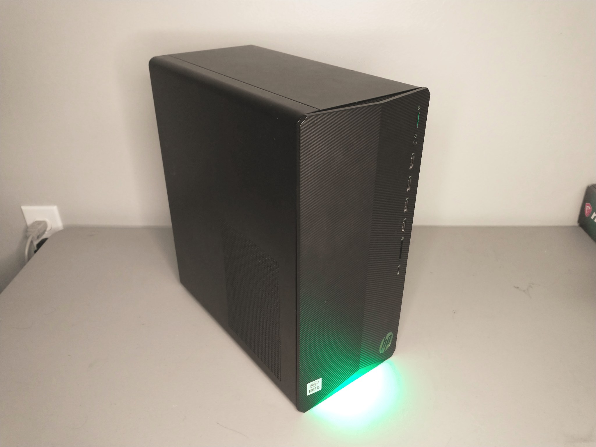 SLEEPER i5-10400F 1660TI 1.5TB SSD 16GB RAM - HP Sleeper special