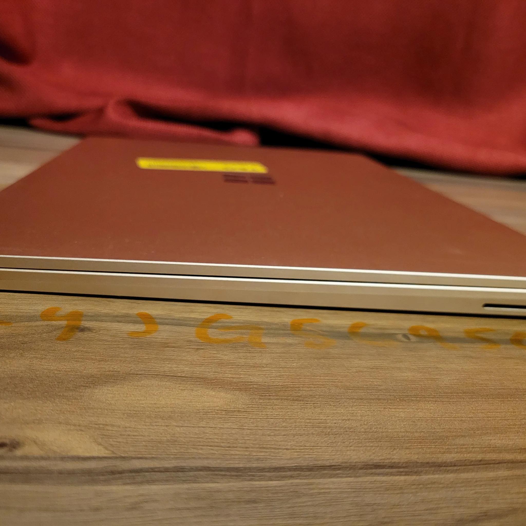 Microsoft Surface Laptop 5 - 512gb ssd - 13.5" 2k touch screen - intel i5