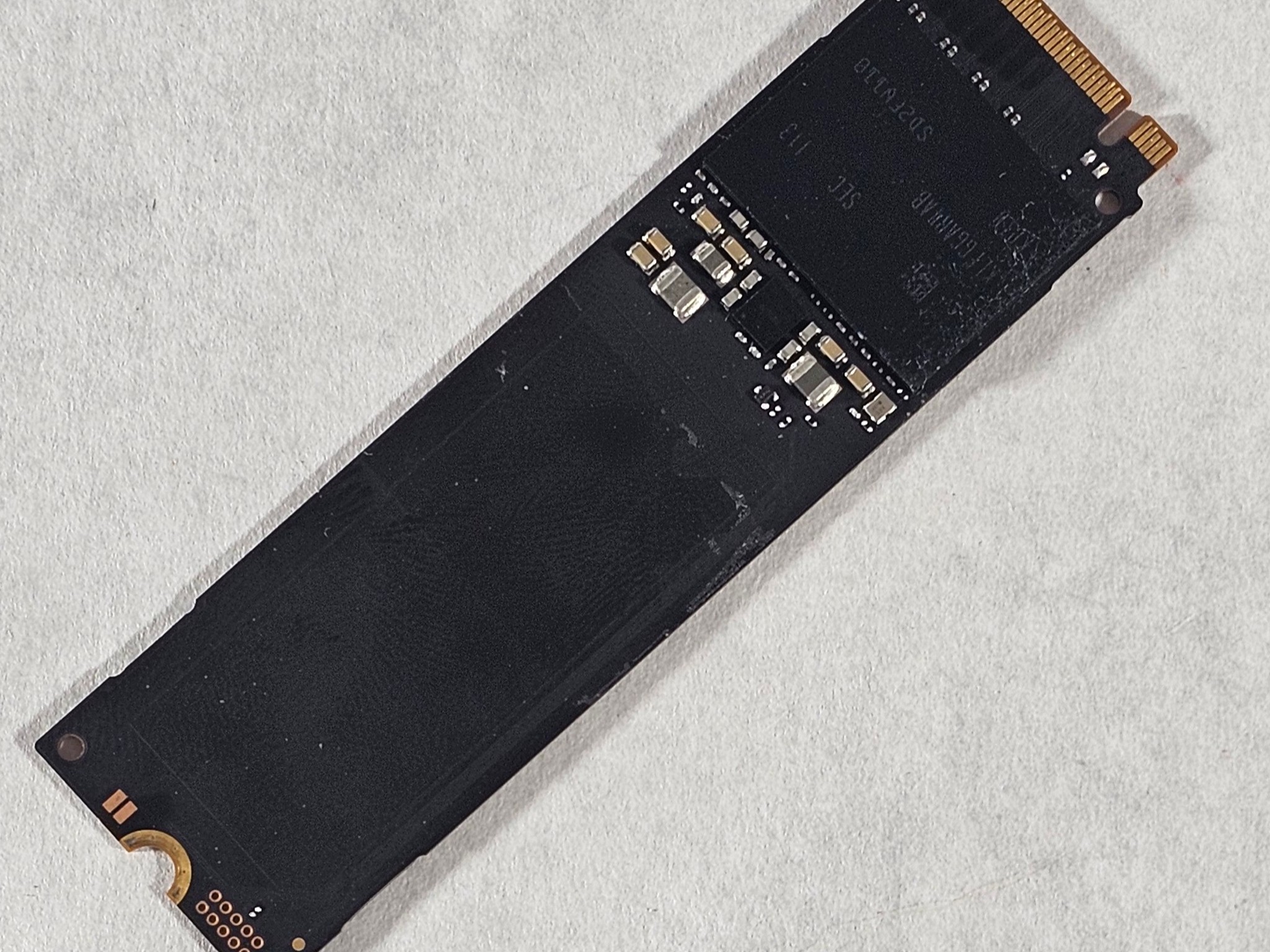 1TB NVMe M.2 SSD Samsung MZVLQ1T0HBLB Gen3