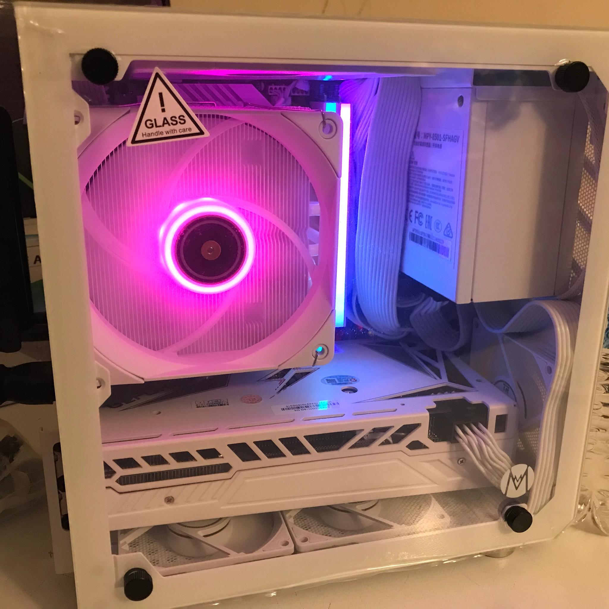 Mini i5 12600KF RTX 3060Ti 32GB 1TB