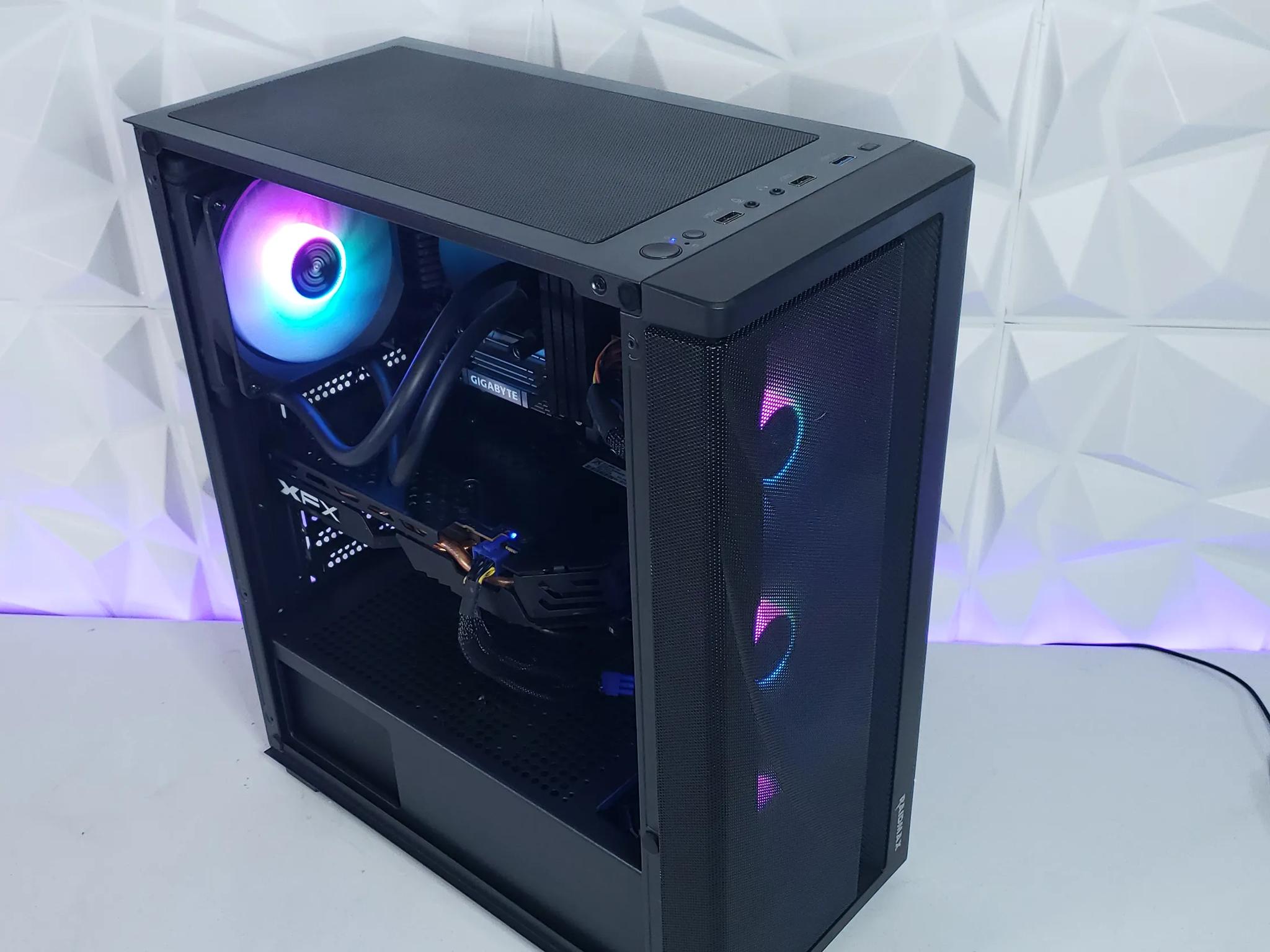 ✨ Liquid-Cooled 8-Core PC | FX-8120/RX 580✨