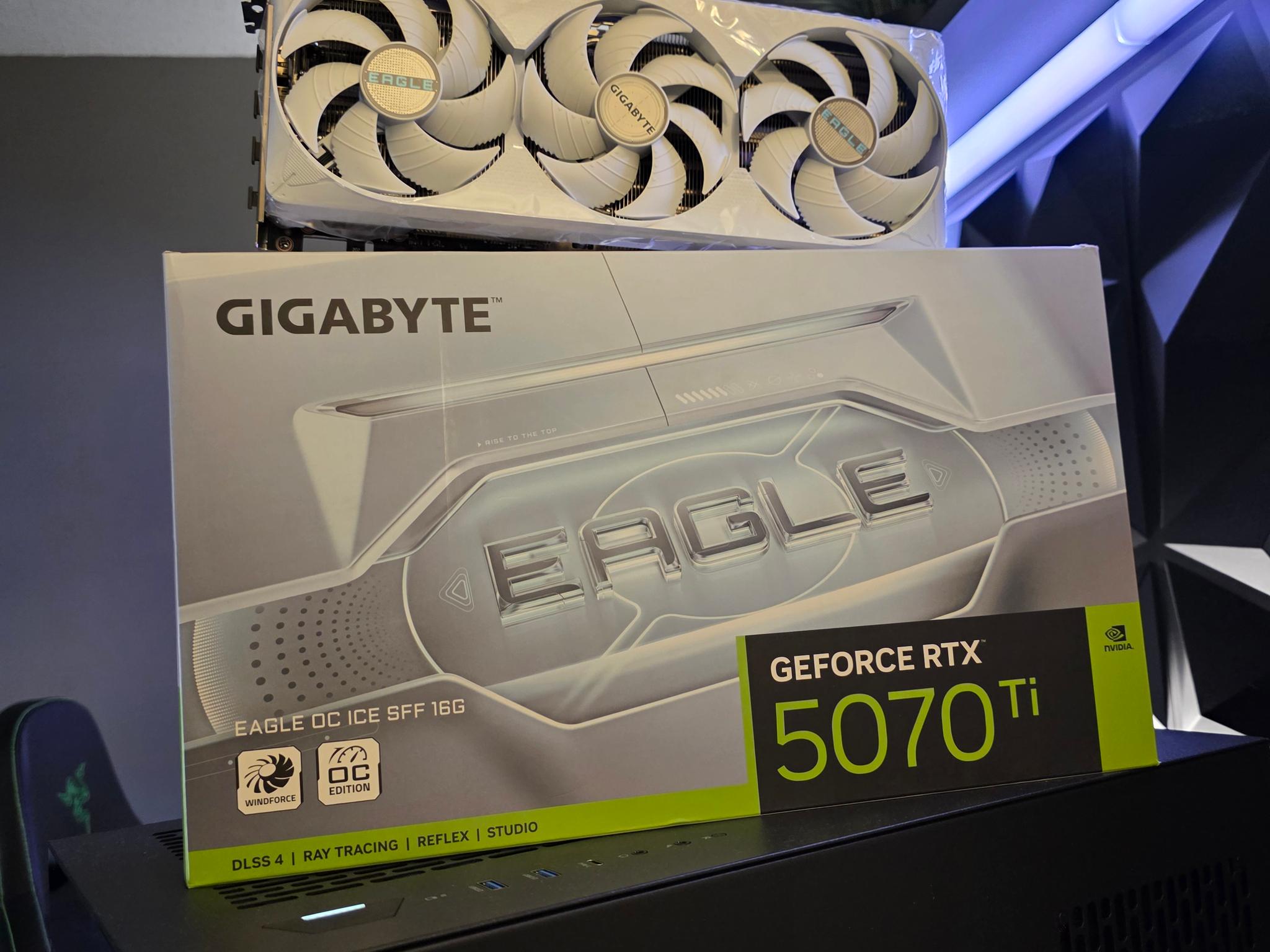 RTX 5070 Ti + RYZEN 5 7600X3D DDR5 PC