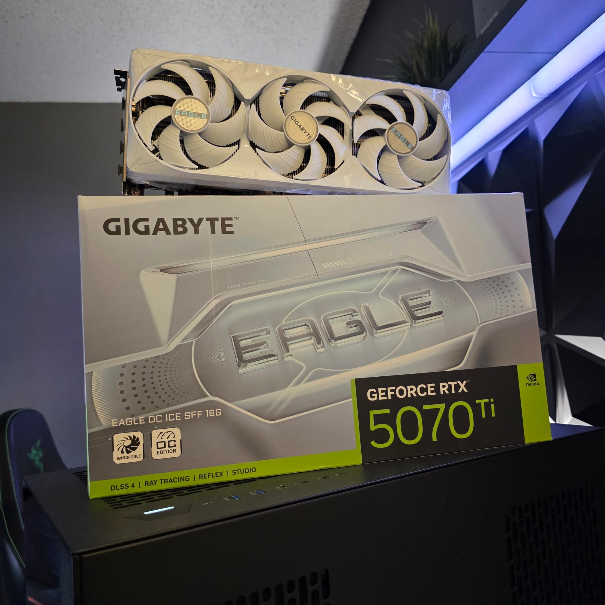 RTX 5070 Ti + RYZEN 5 7600X3D DDR5 PC