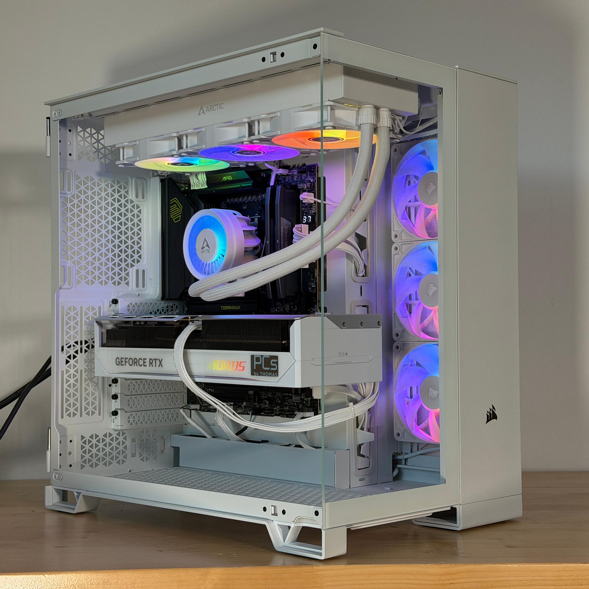RTX 5080 Aorus Master Ryzen 7 9800x3d Gaming PC