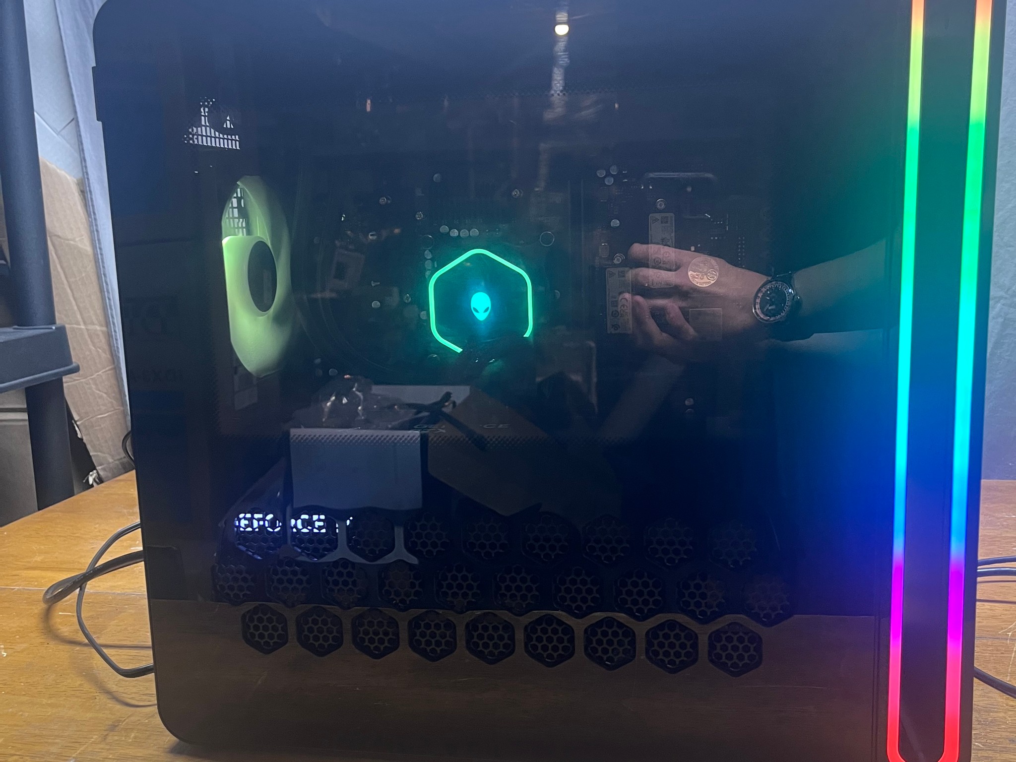RTX 4090 | i9 14900KF | 32GB RAM | Alienware R16 Gaming and productivity PC