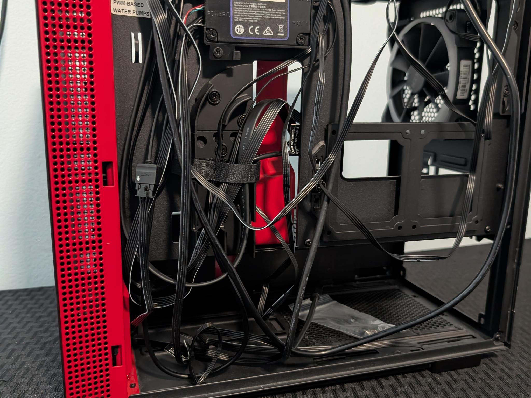 NZXT H210i ITX Case with Fans and Fan Hub