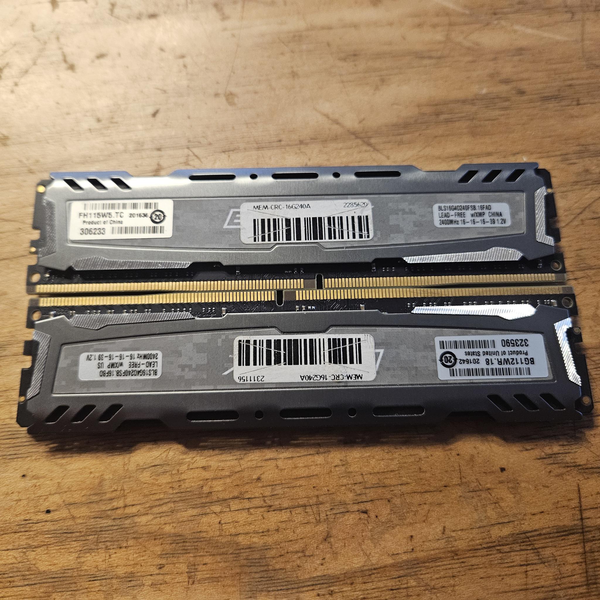 Crucial ballistix 32gb 2400mhz ddr4