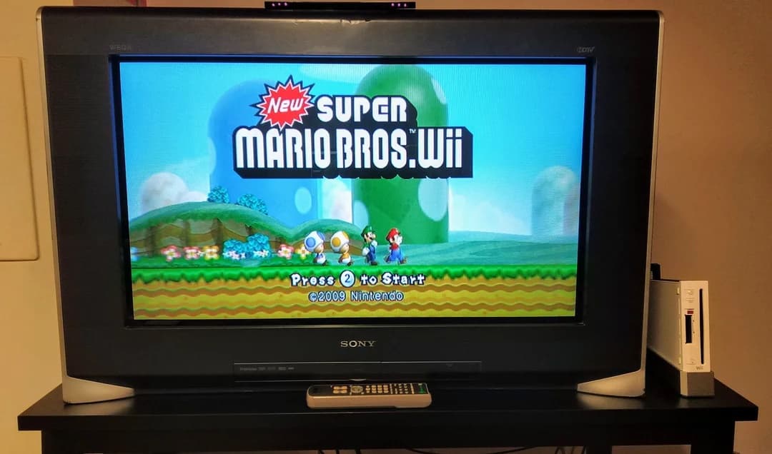 Nintendo Wii Console 1tb w/ Cords & Controllers