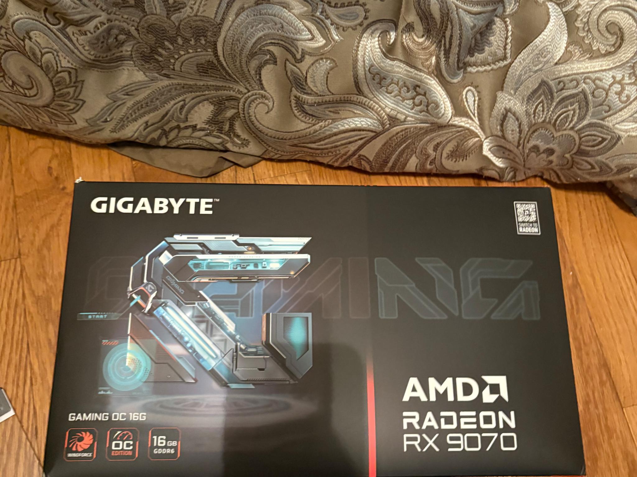 Gigabyte 9070 (non xt)