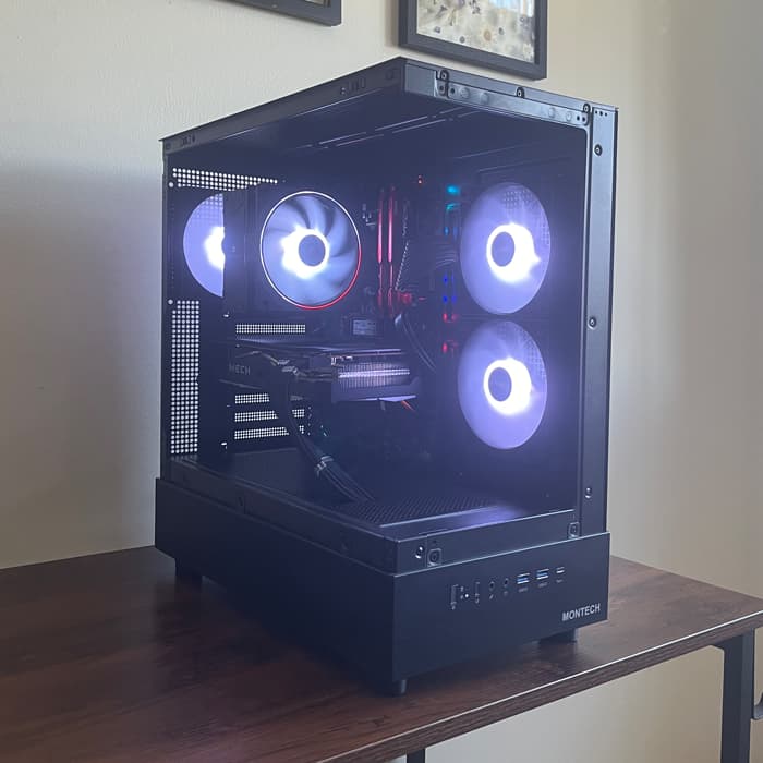 Obsidian Core - 6700XT - I7 8700k - 32GB - 512GB SSD