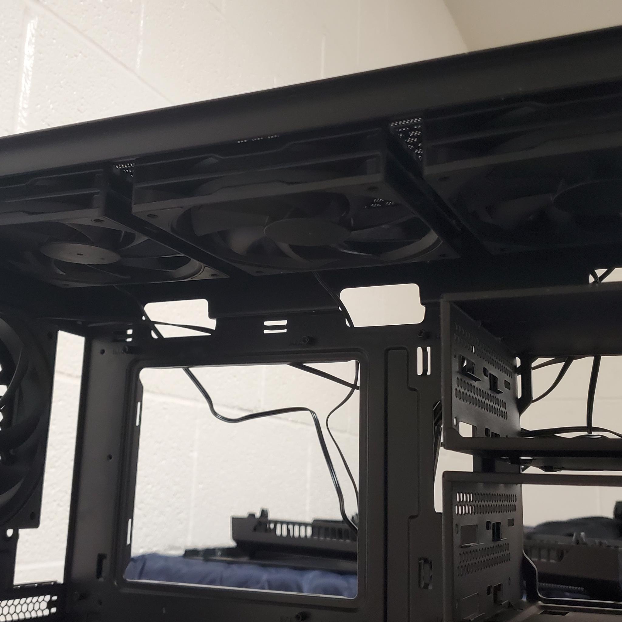 DARKROCK Classico MAX Storage Master