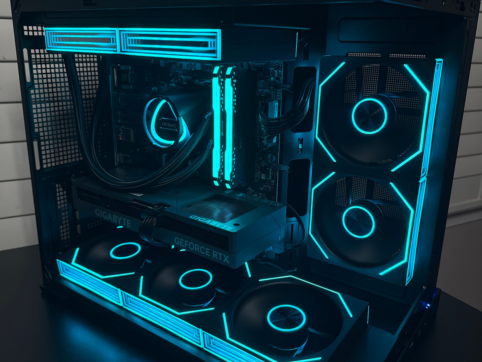 E-Sports Ready Gaming PC | RTX 4060 Ti + Ryzen 5 5600X | 1TB M.2 NVMe