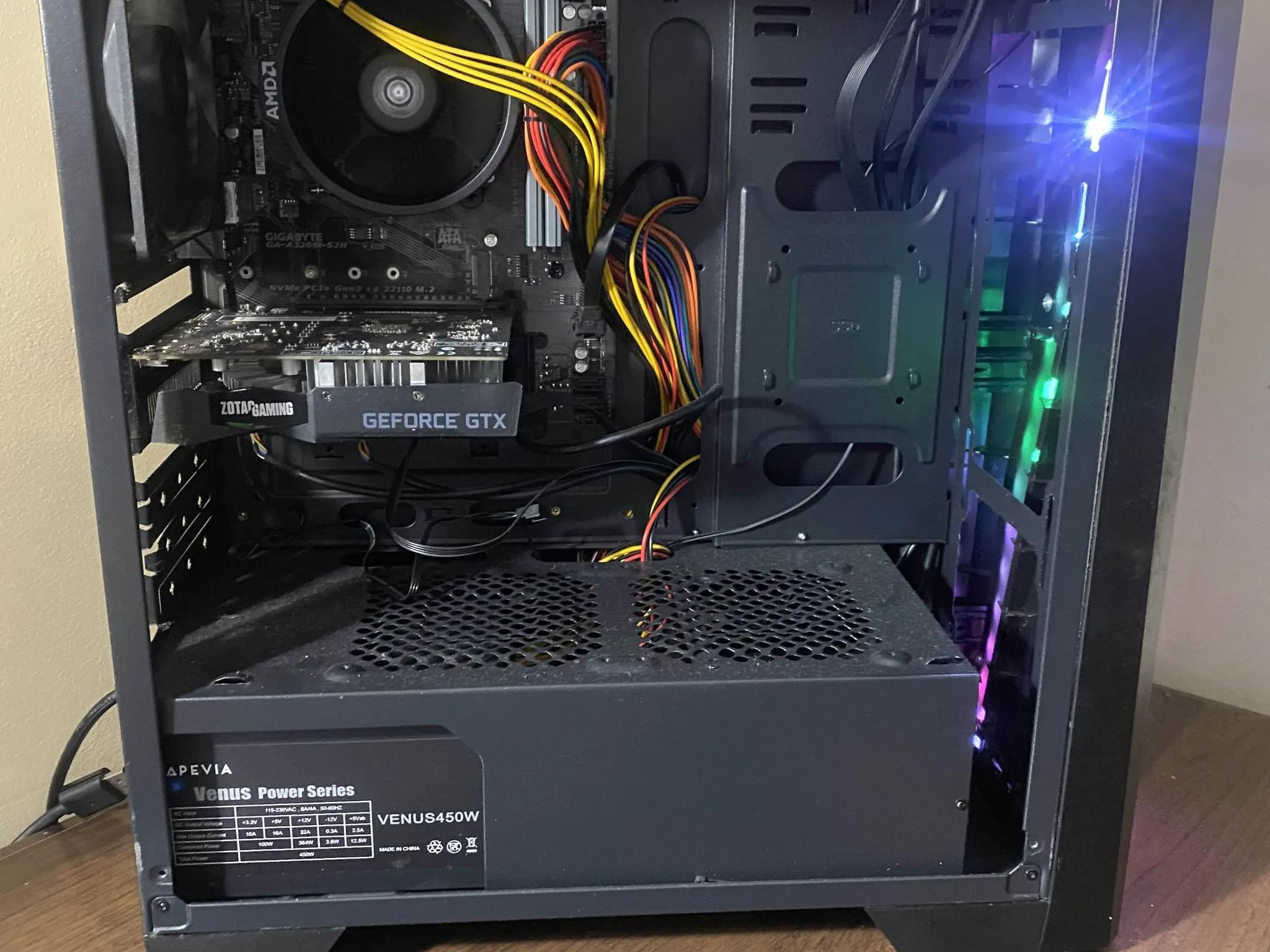 Prebuilt Black Gaming PC