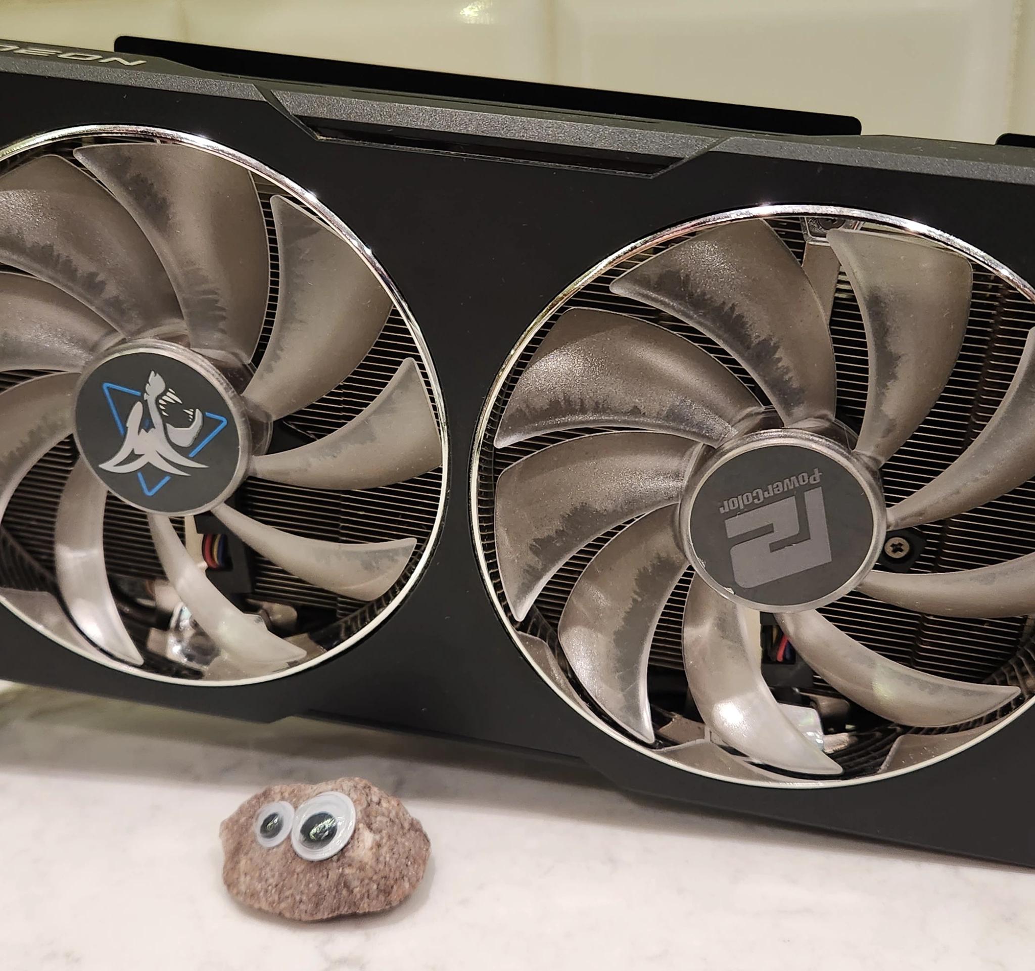 RX 6600 XT (PowerColor Hellhound) - Used